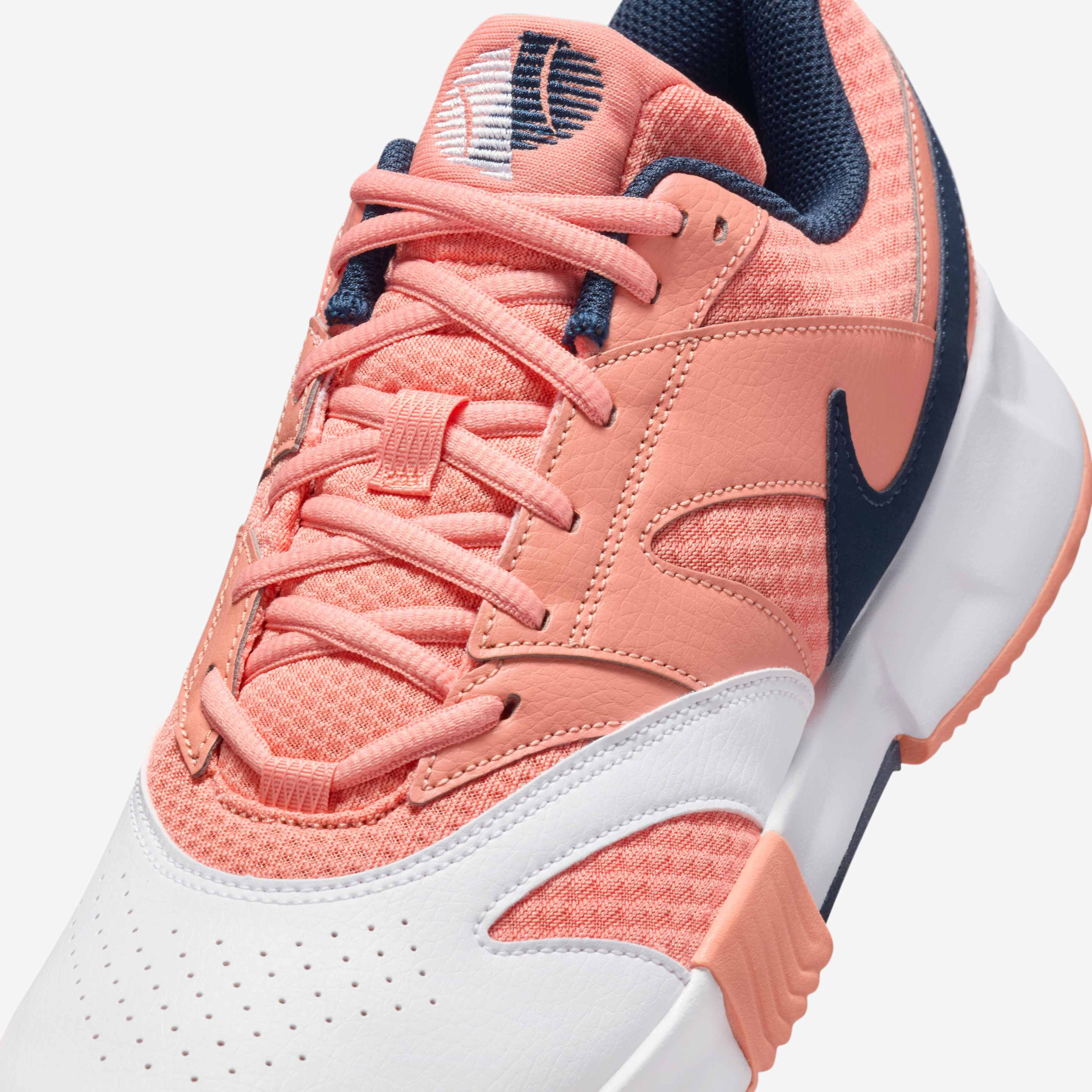 نايكي كورت لايت 4 image number 6