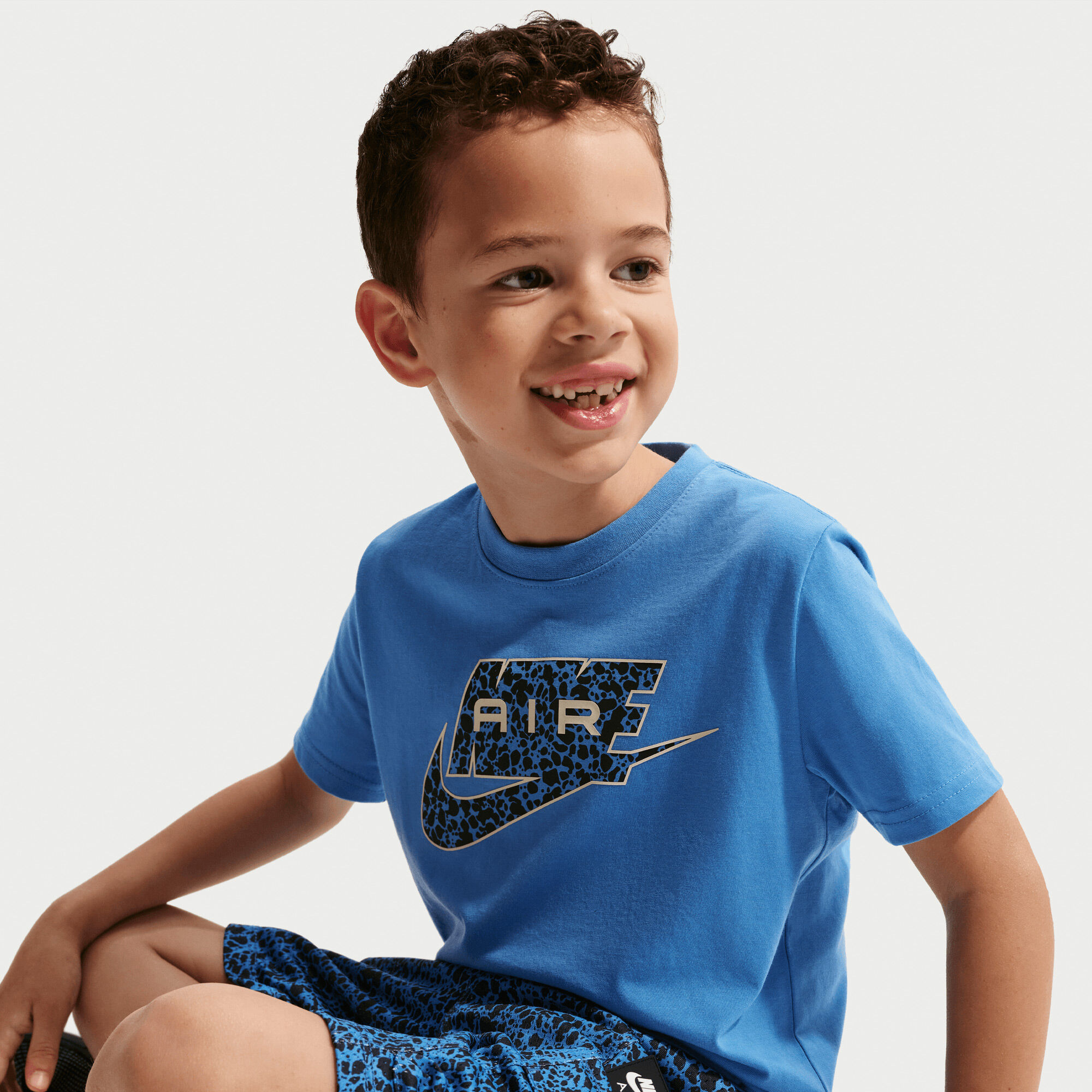 Nike image number 5