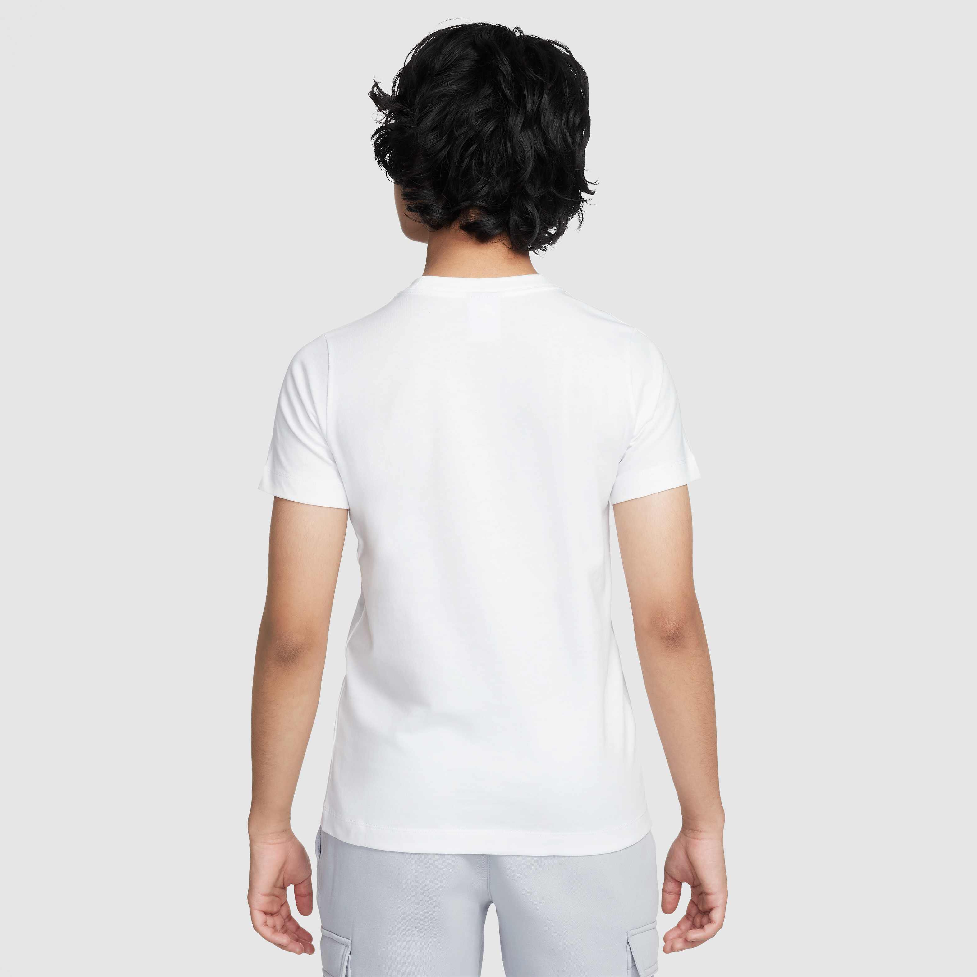 نايكي سبورتسوير image number 1