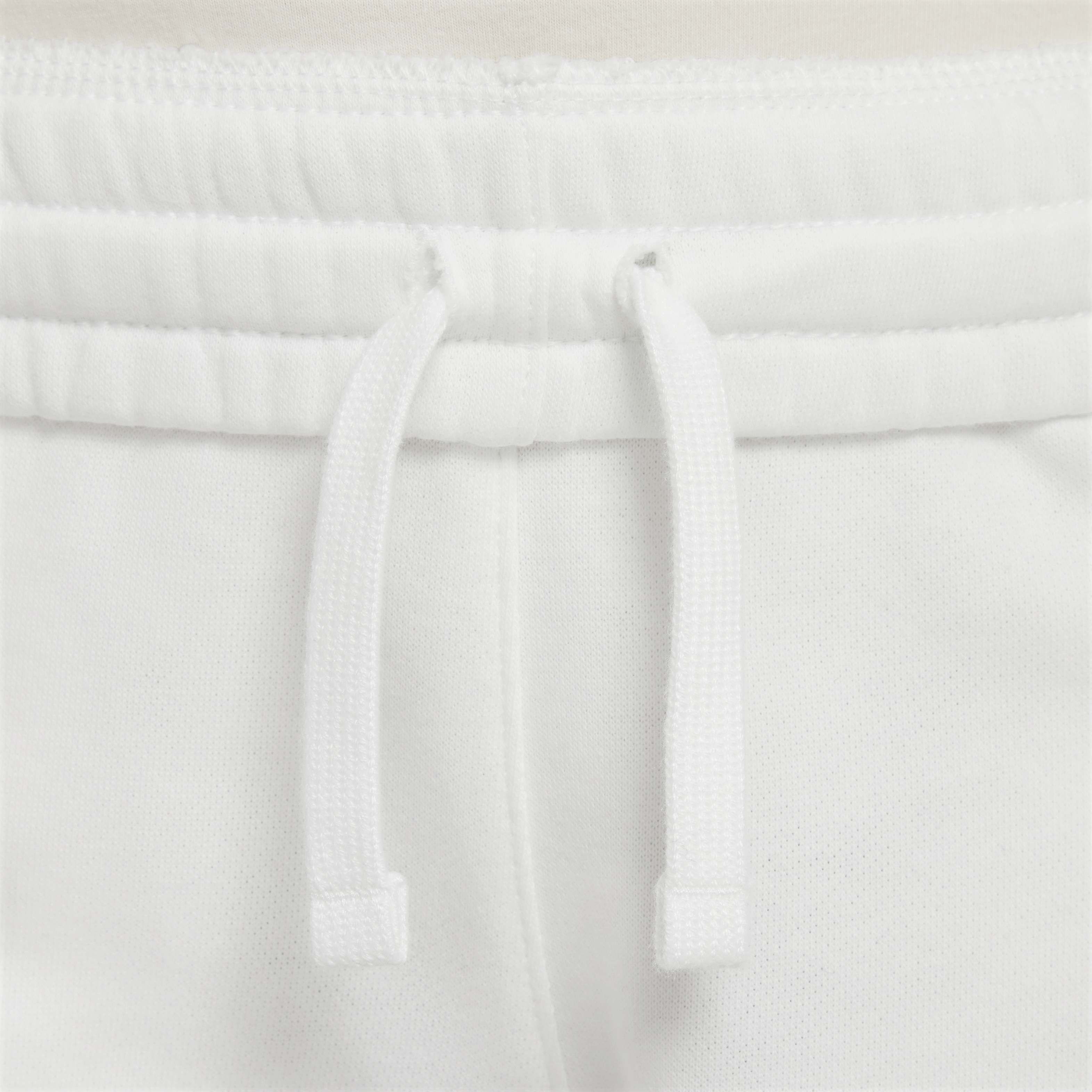 نايكي سبورتسوير كلوب فليس image number 3