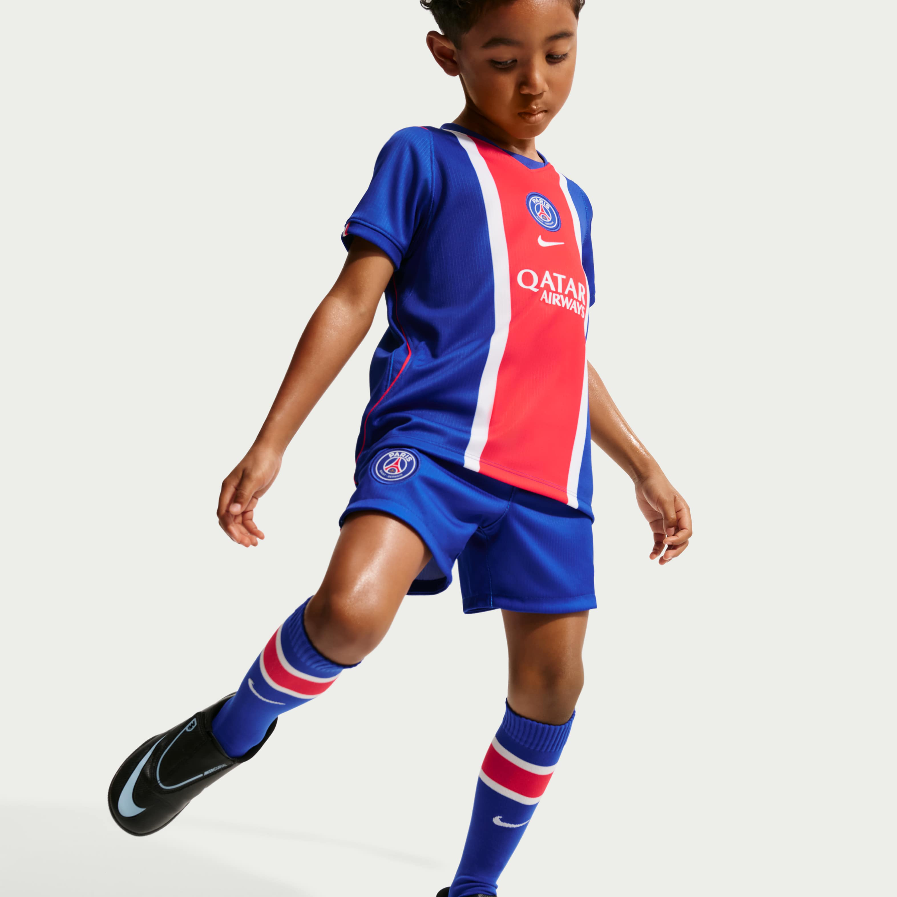Paris Saint-Germain 2026 Stadium Home image number 8