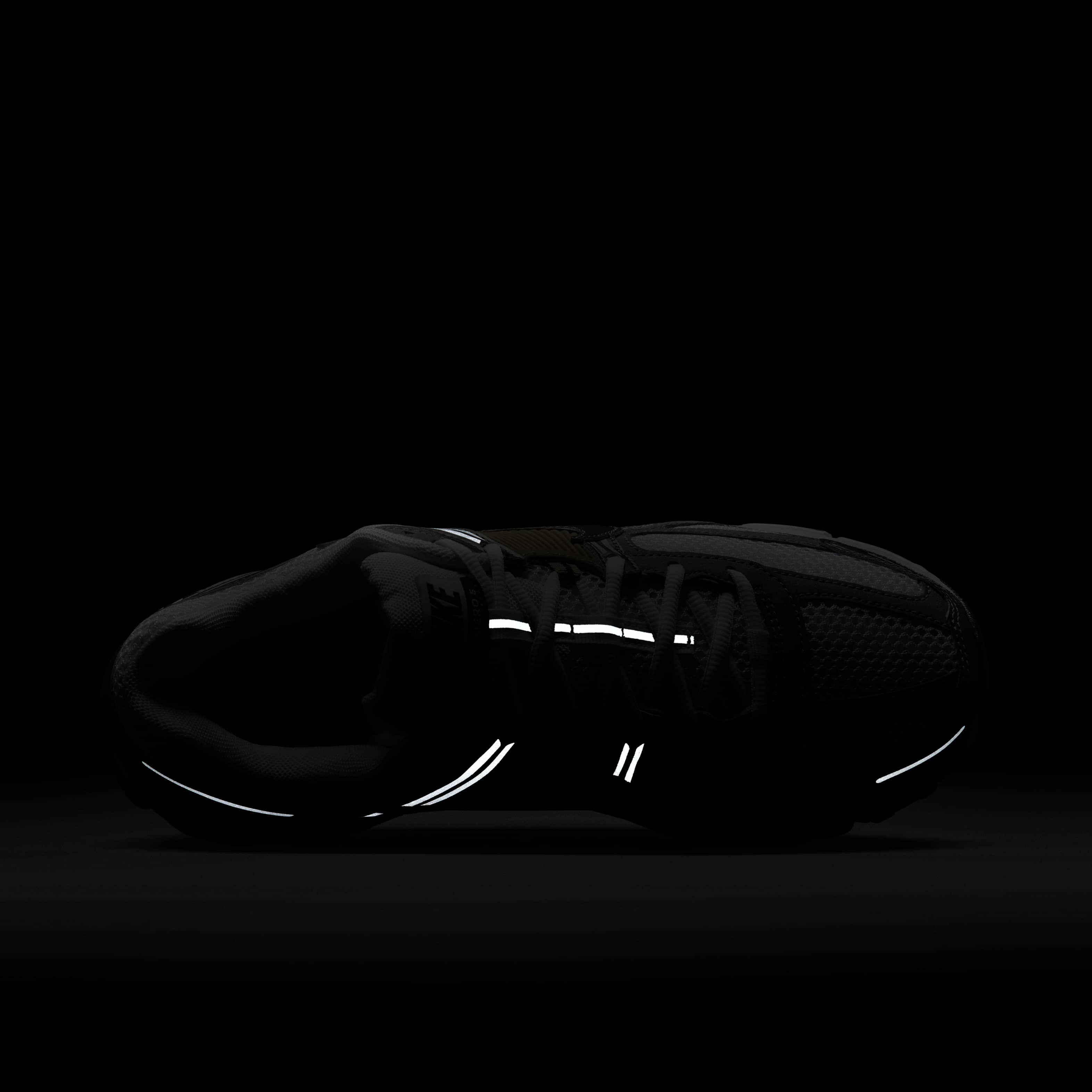 نايكي زووم فوميرو 5 image number 8