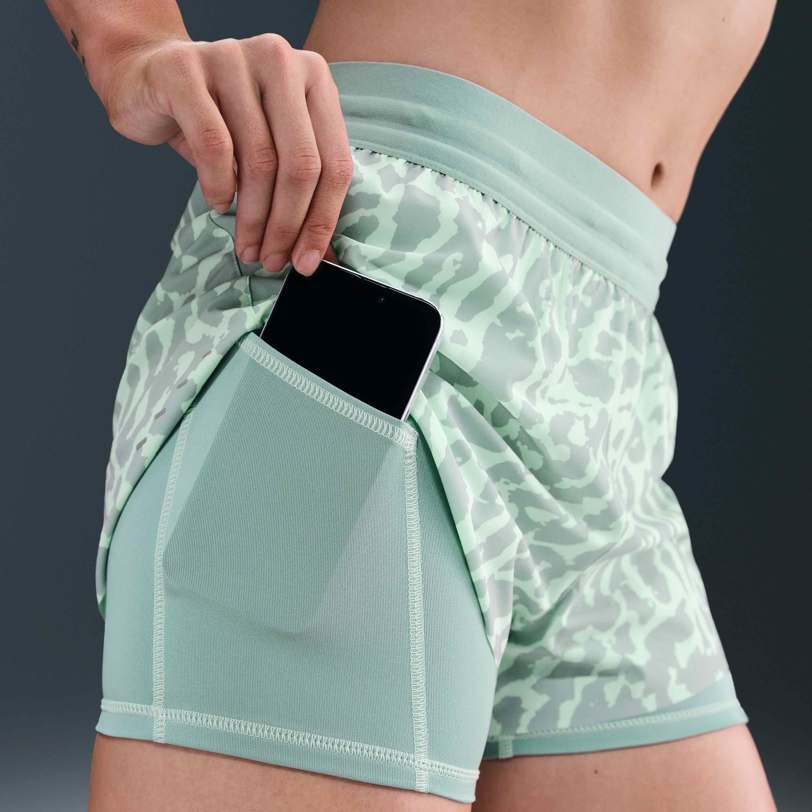 Nike Swift image number 5