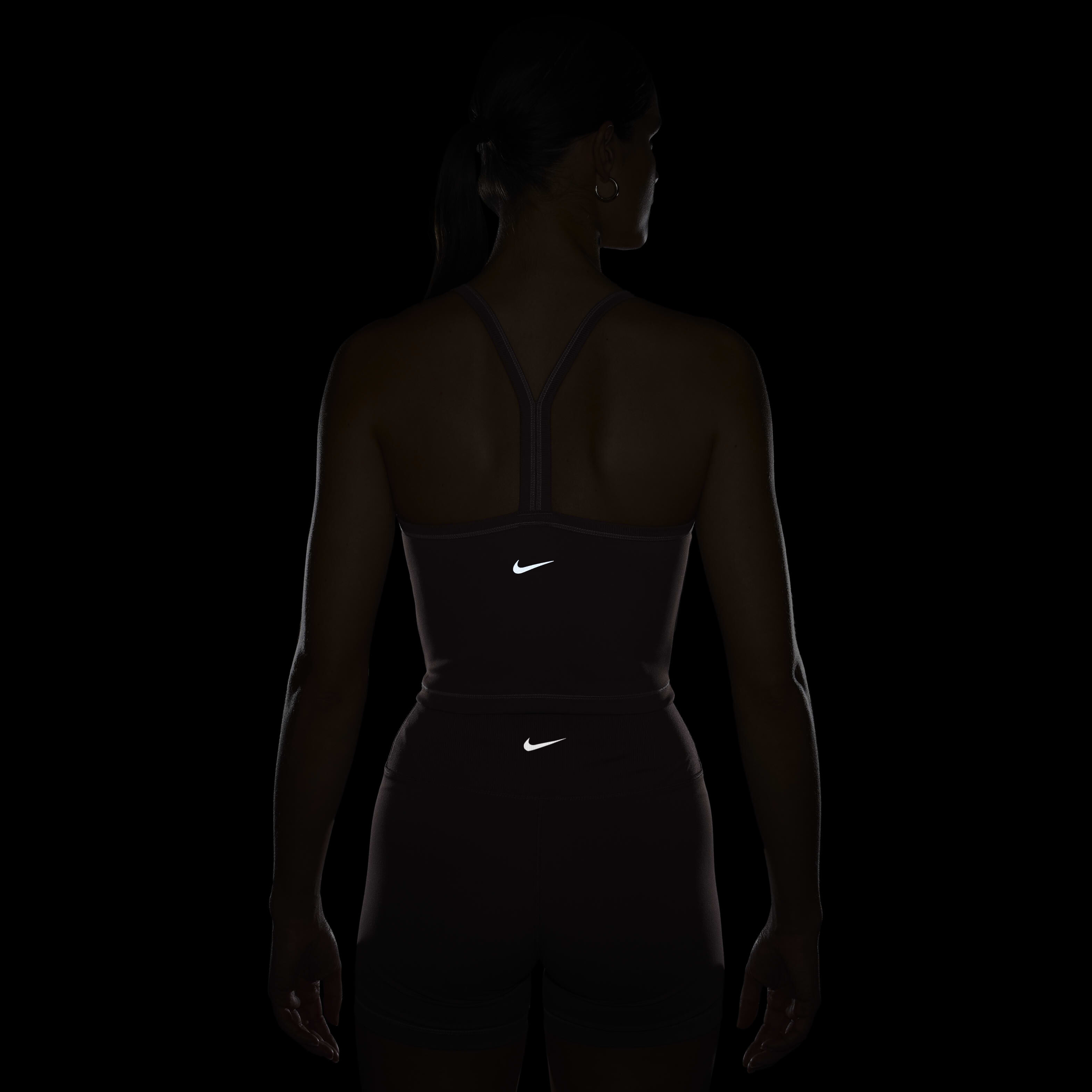 نايكي ون فيتد image number 6