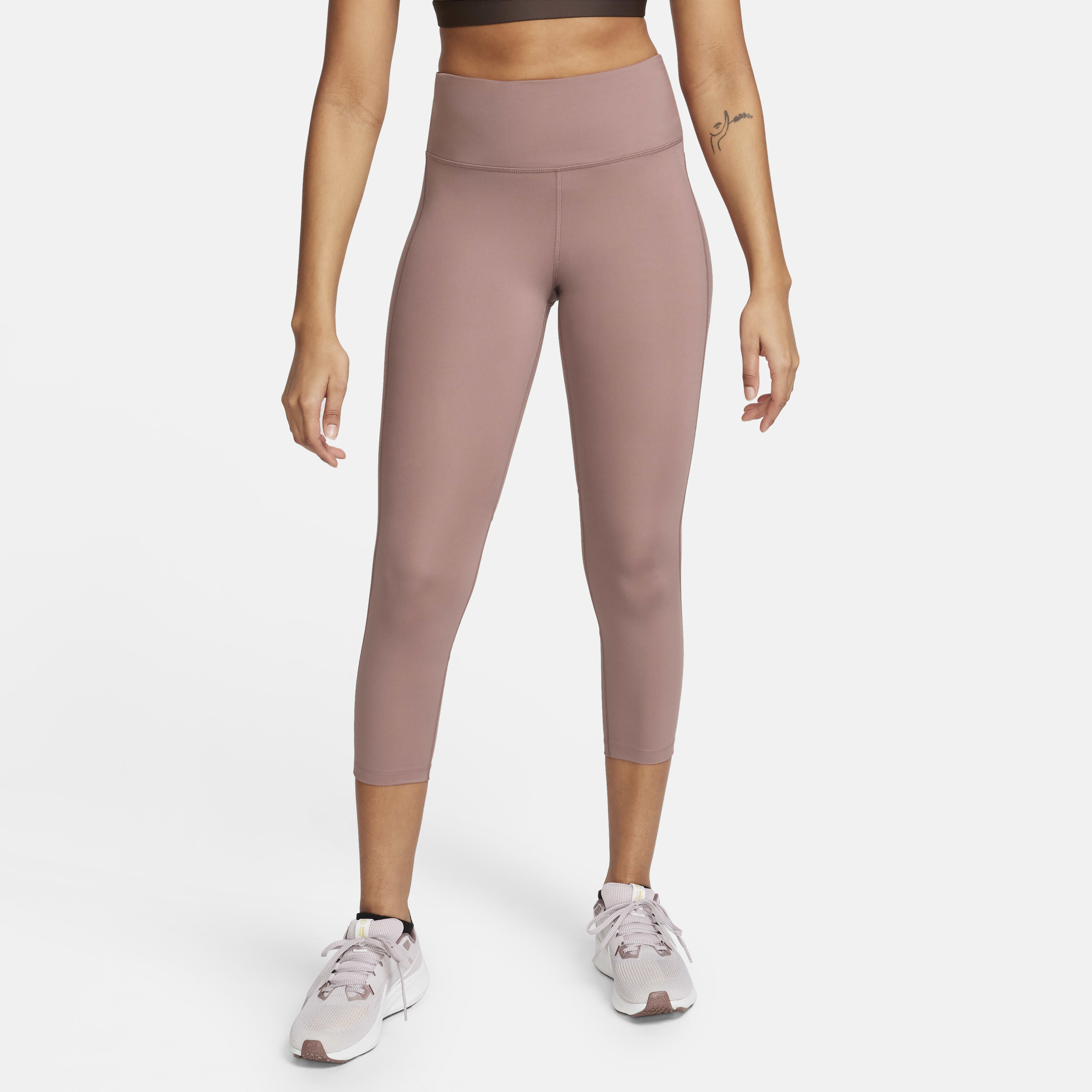 Nike fast crop online