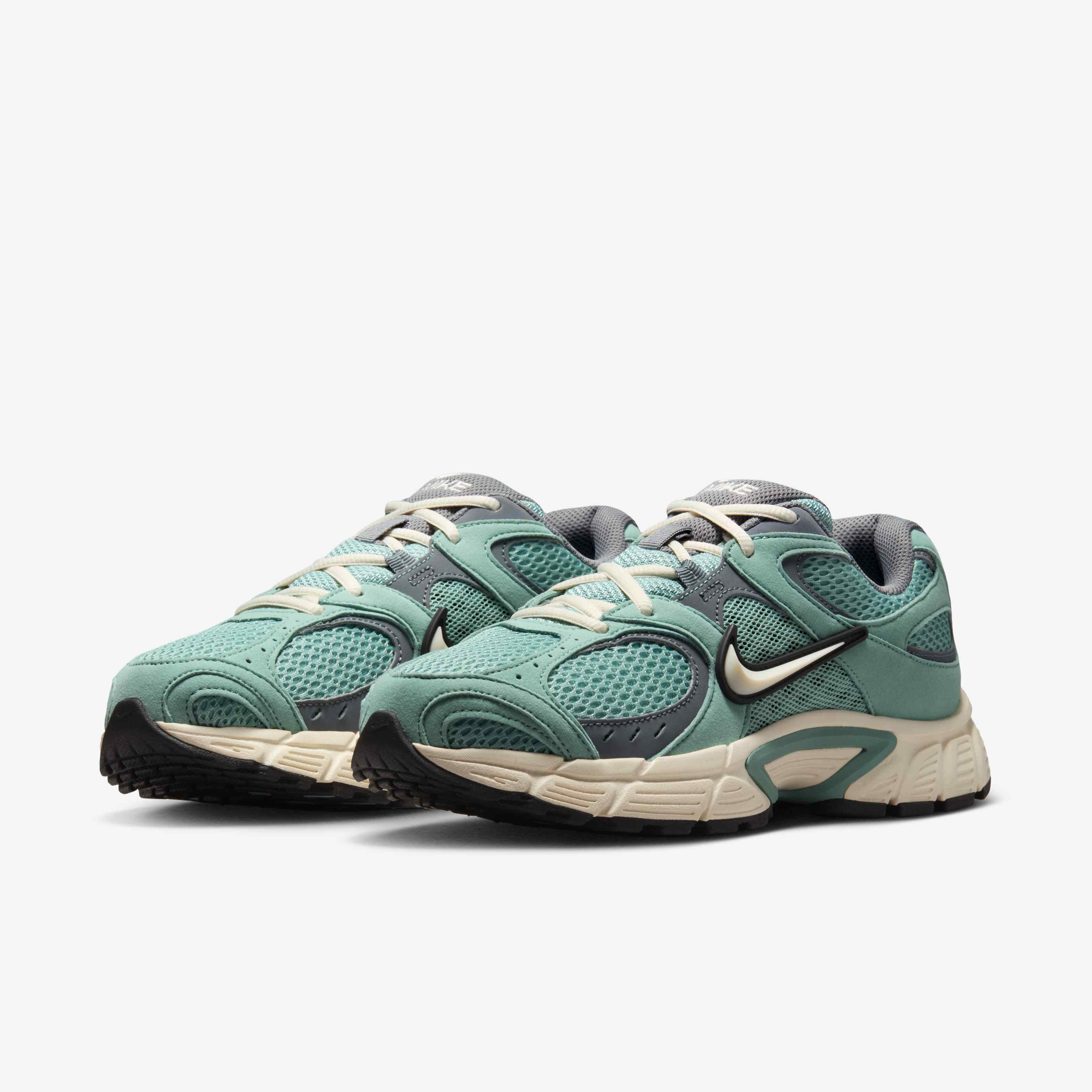 Nike V5 RNR image number 4