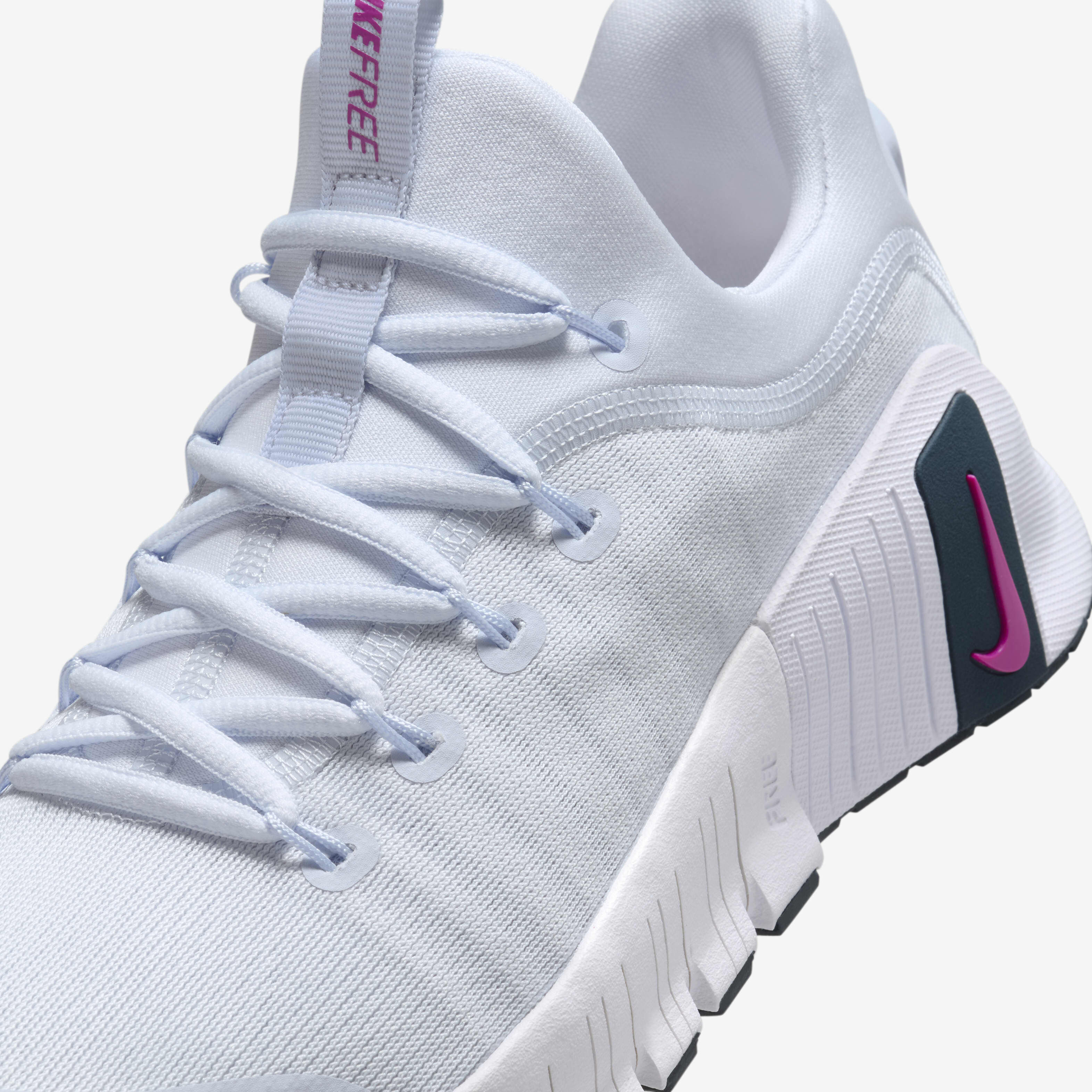 Nike free x metcon magnanimous all white