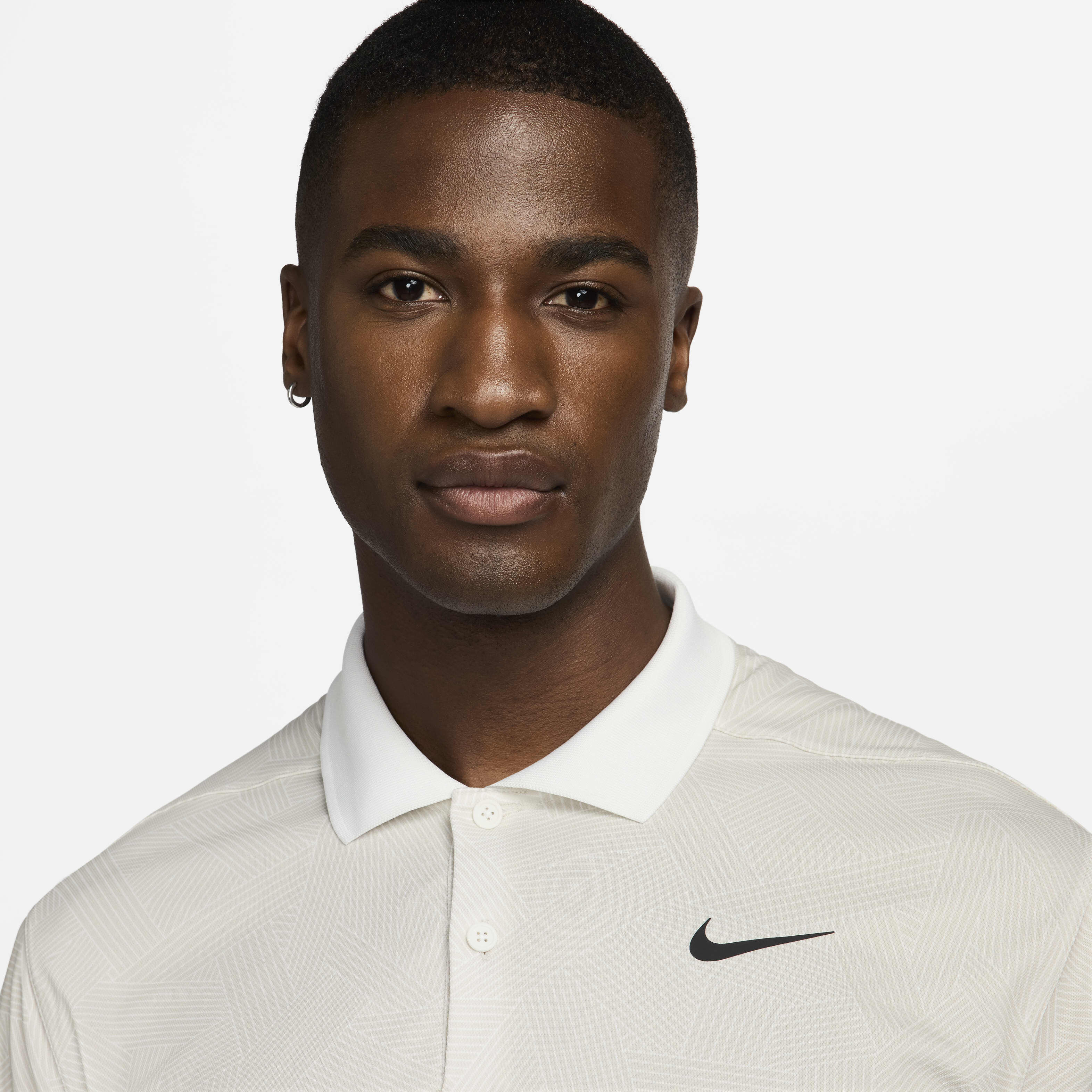 نايكي فيكتوري+ image number 2