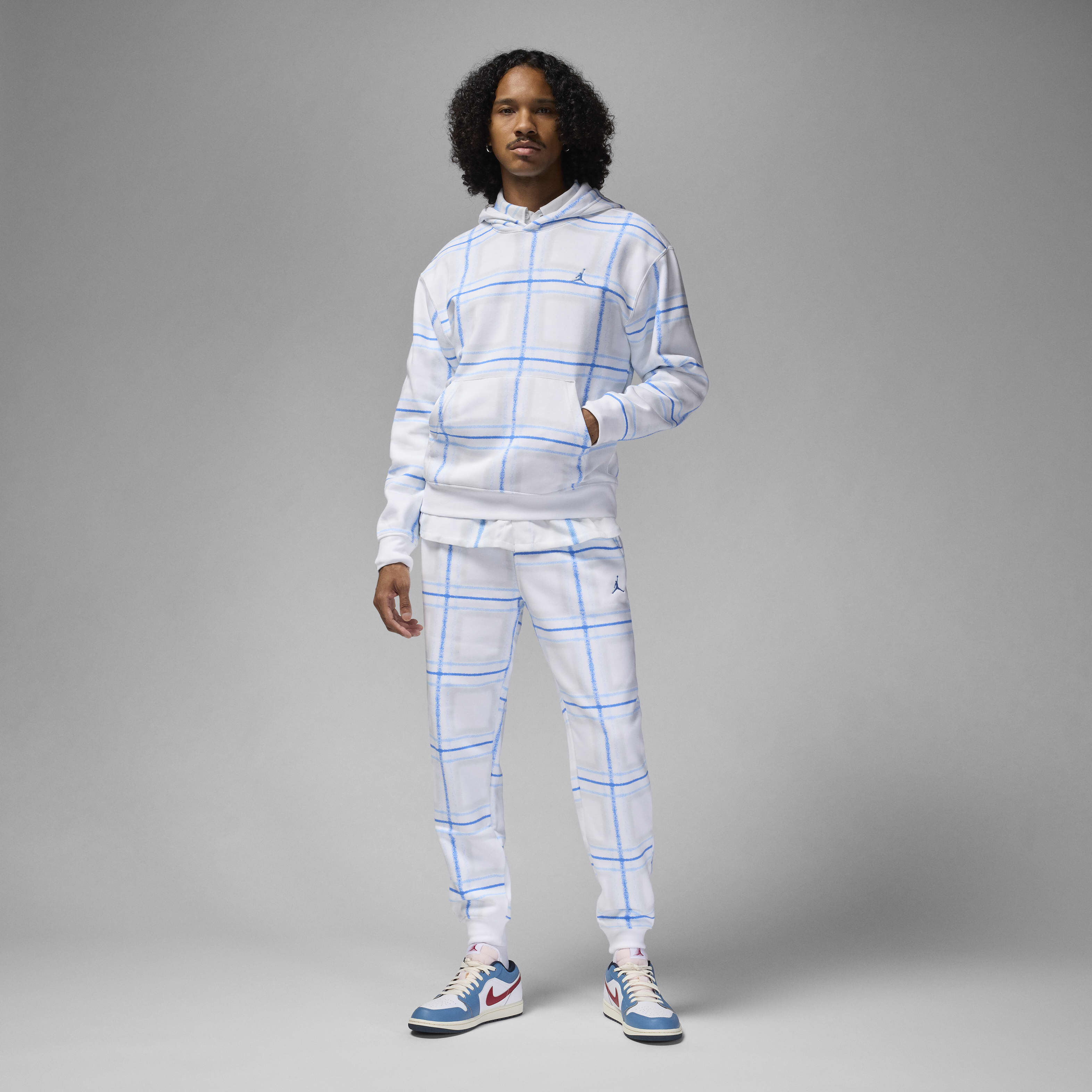 Jordan Essentials image number 6