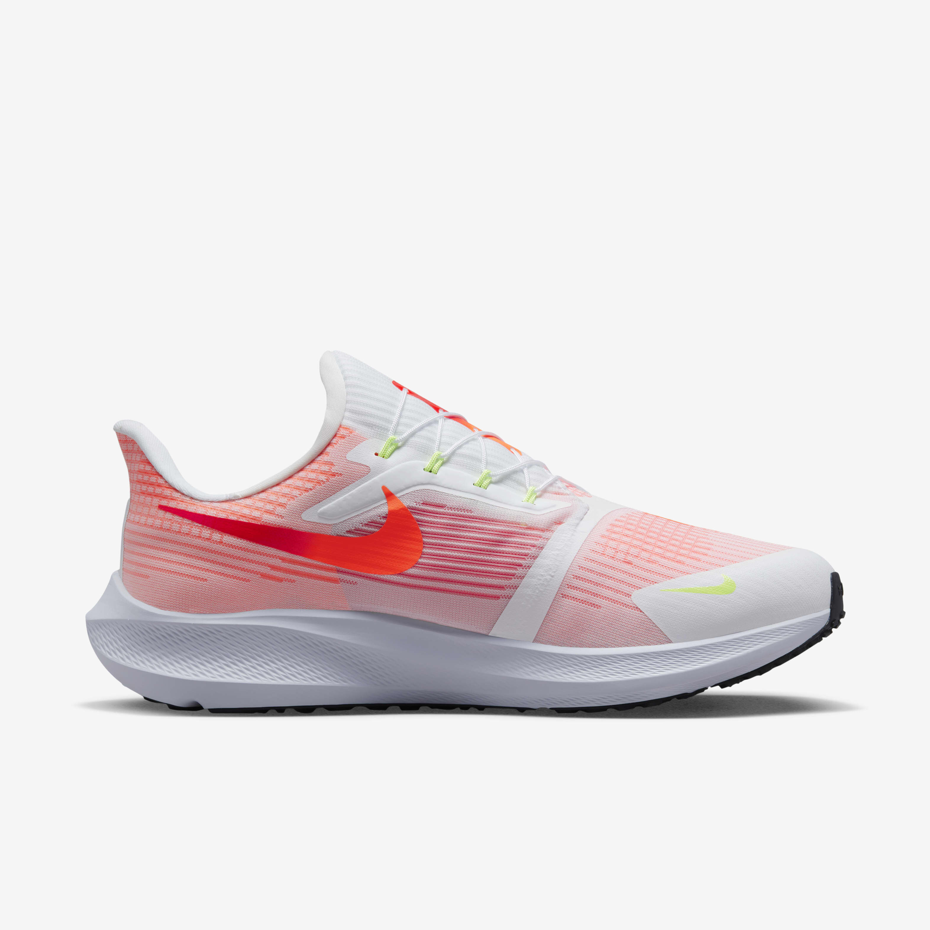 Nike Pegasus FlyEase image number 2