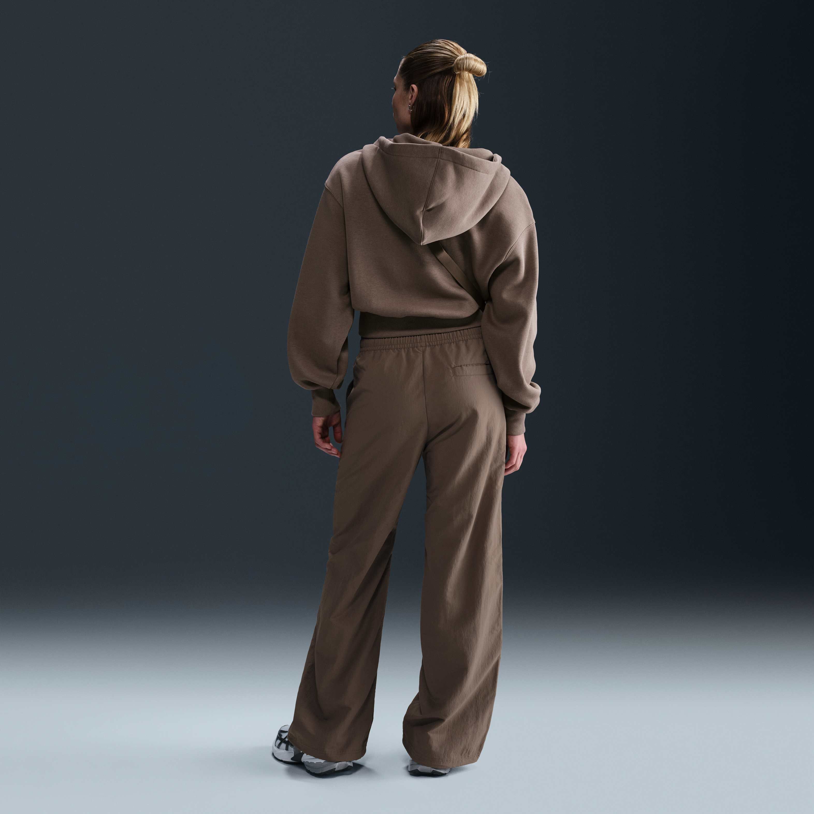 Nike Sportswear Everything Wovens image number 3