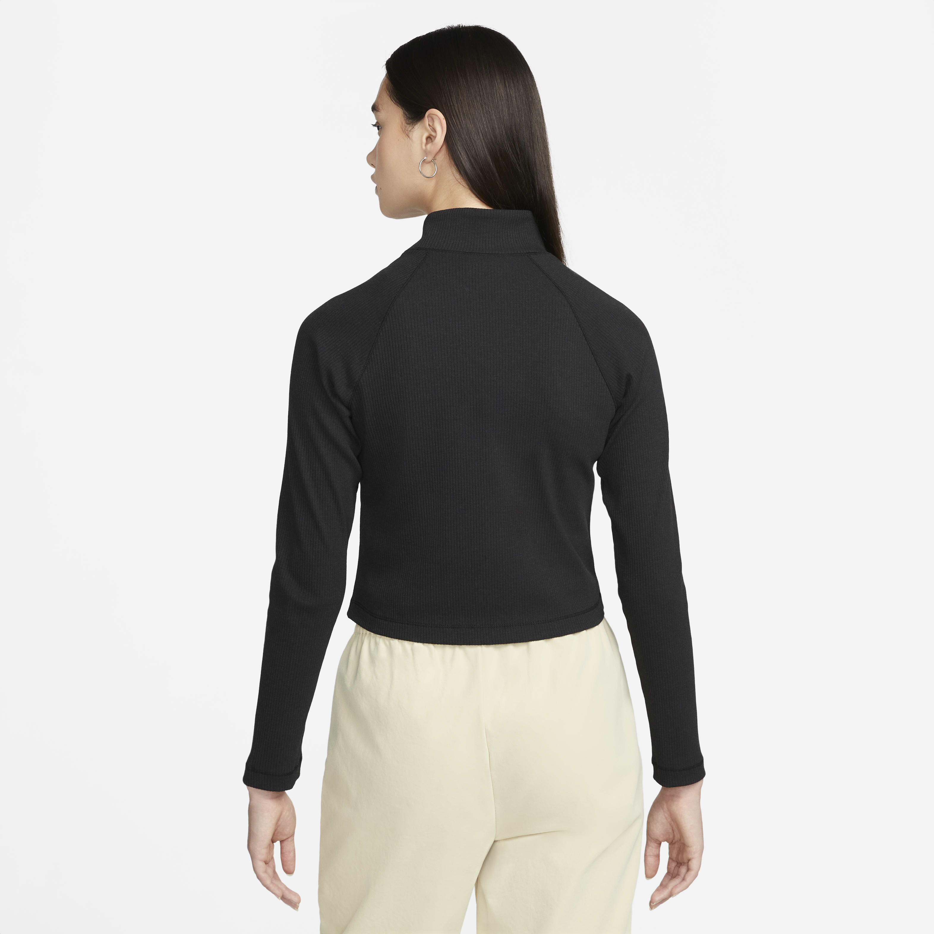 نايكي سبورتسوير تريند image number 1