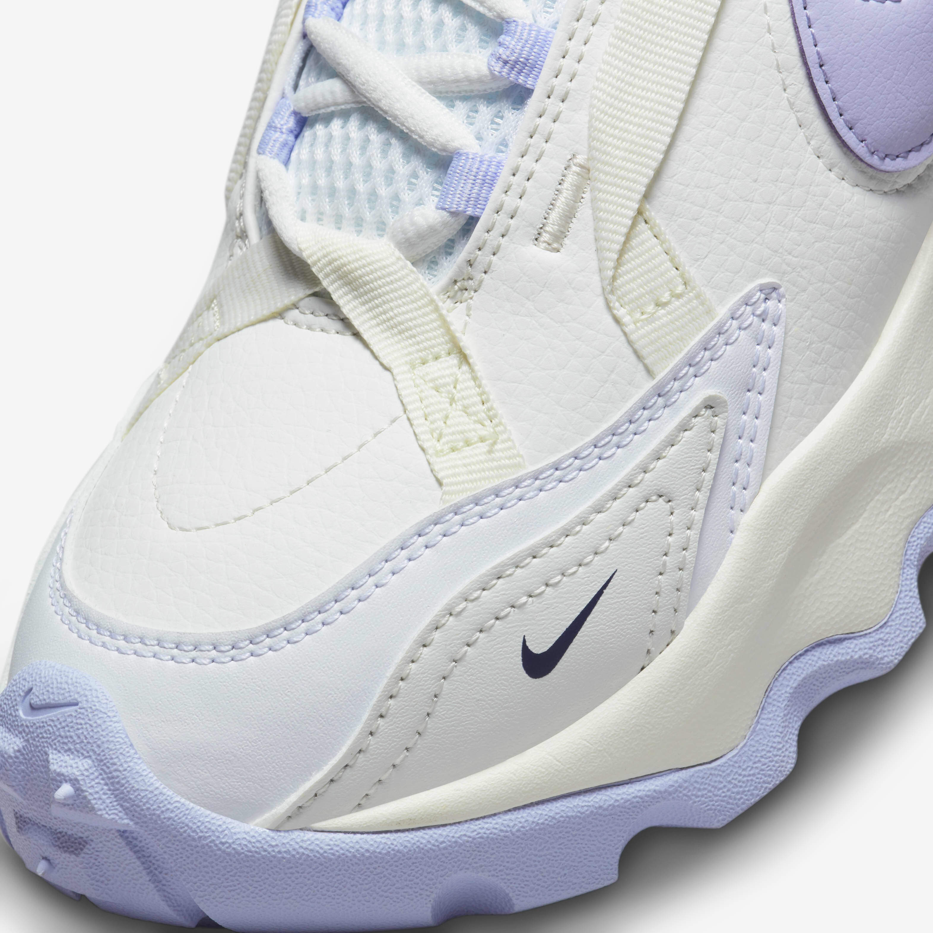 Buy Nike TC 7900 Premium Women's shoes - Summit White/Phantom