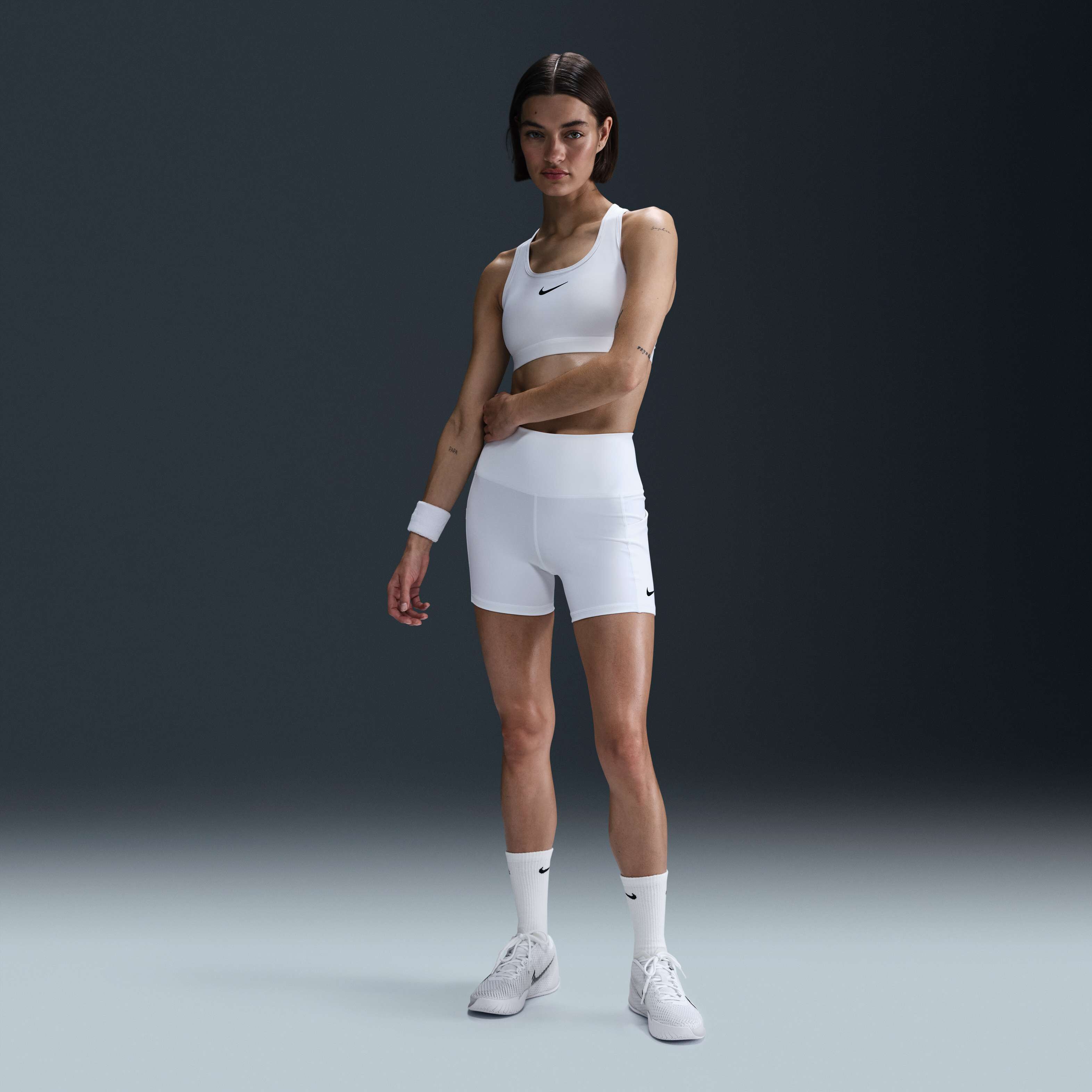 NikeCourt image number 0