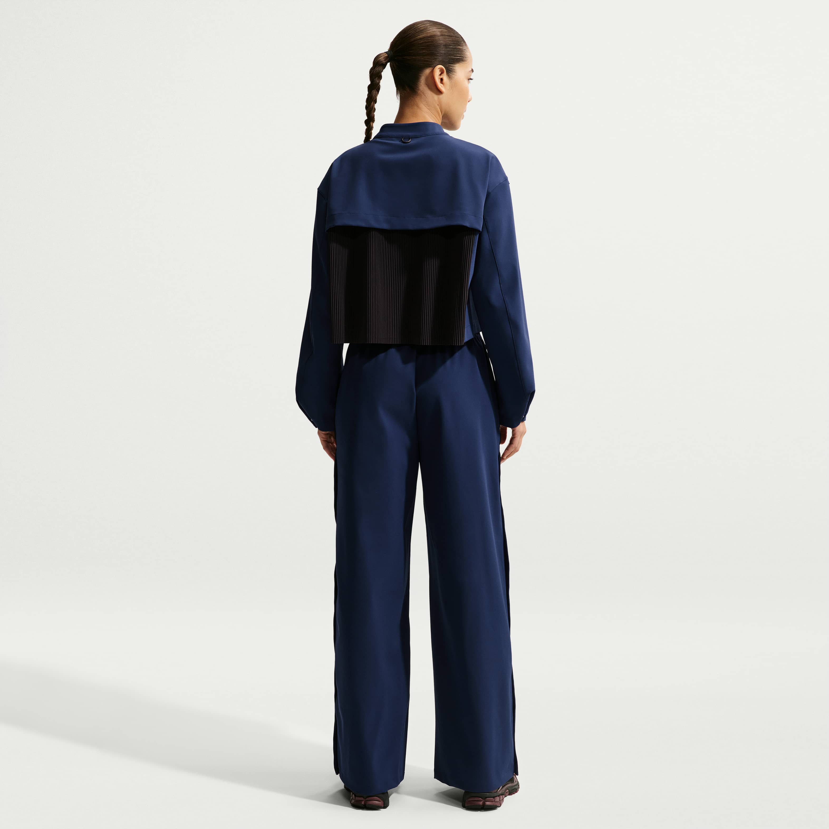 Nike 24.7 PerfectStretch image number 4