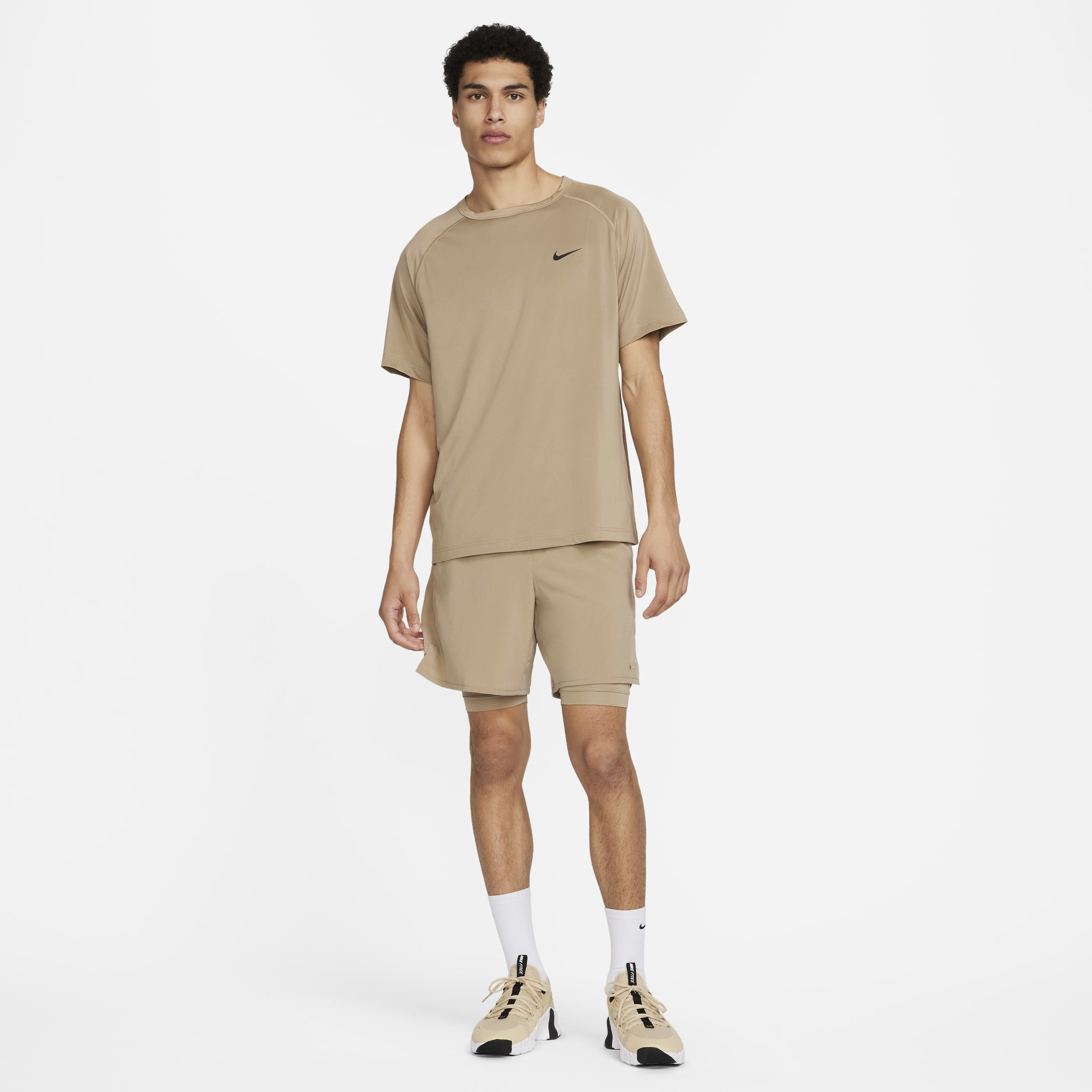 نايكي ريدي image number 4