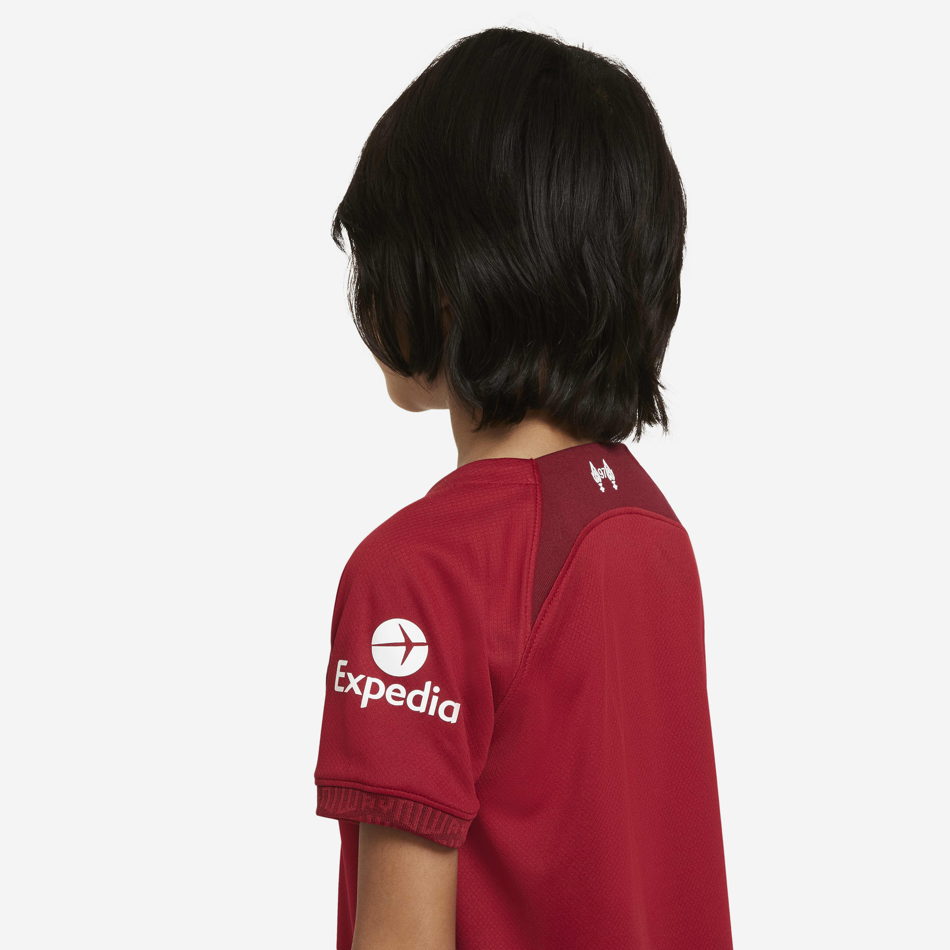 Liverpool F.C. 2022/23 Home image number 6
