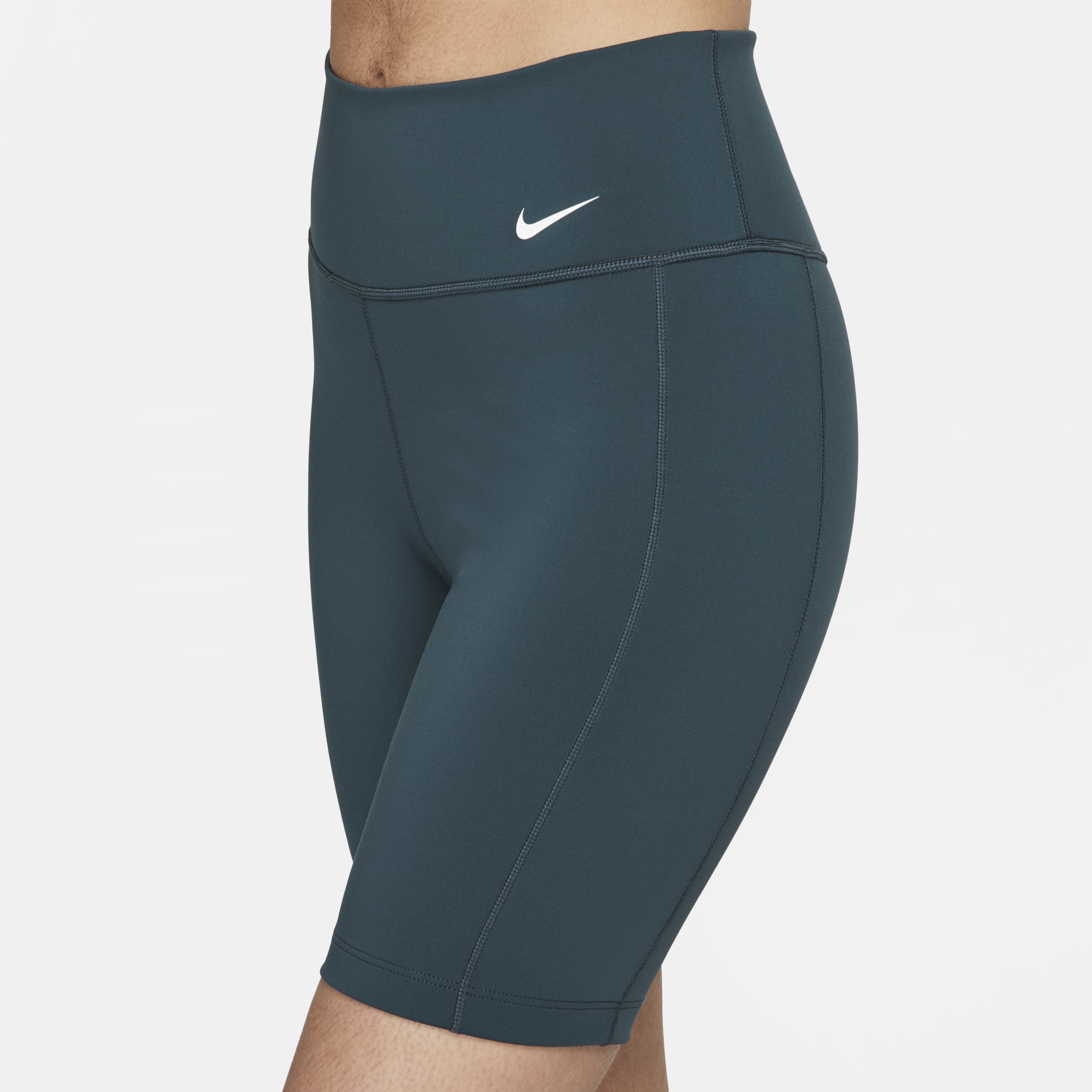 Nike One Leak Protection: Period image number 3