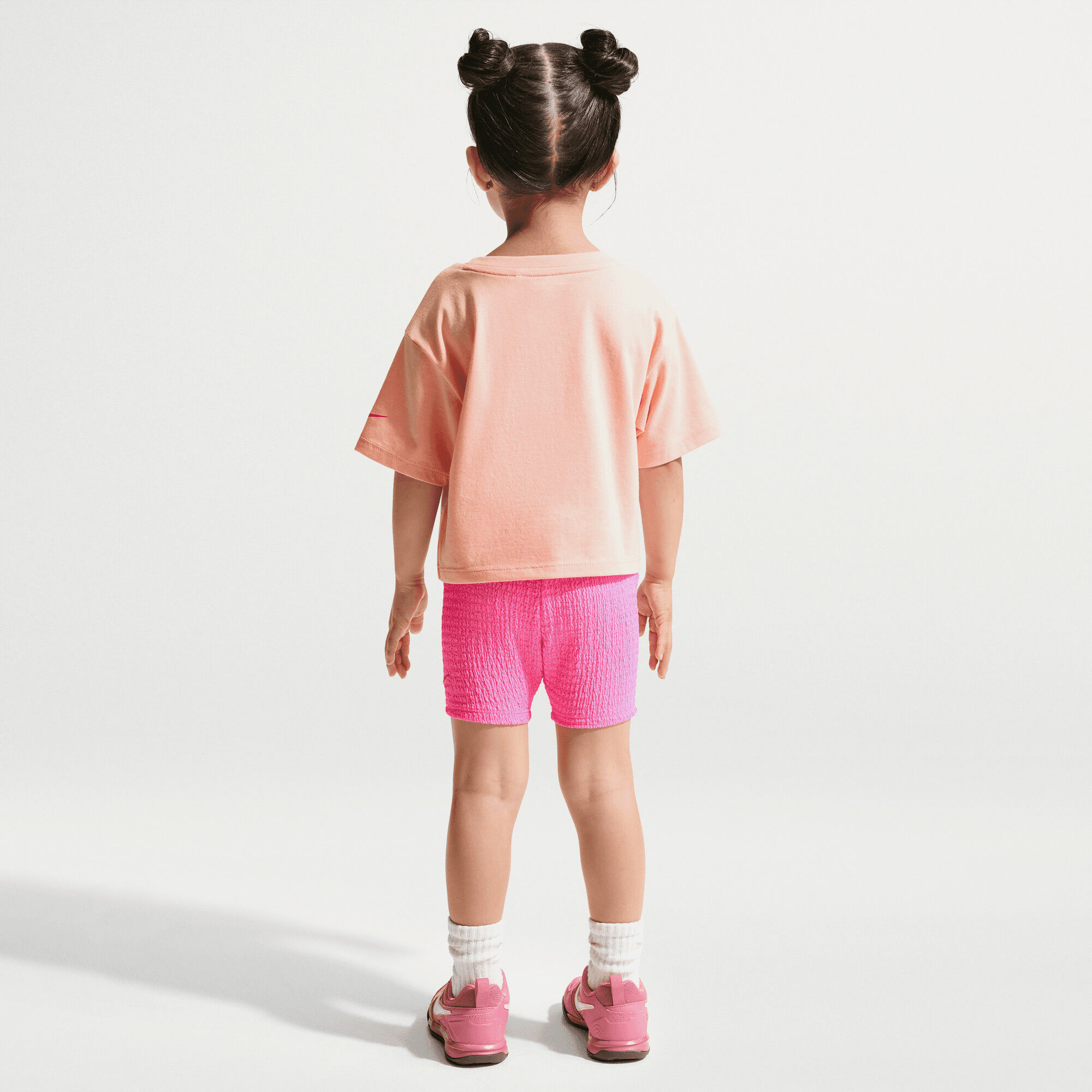 Nike Bold Play image number 1