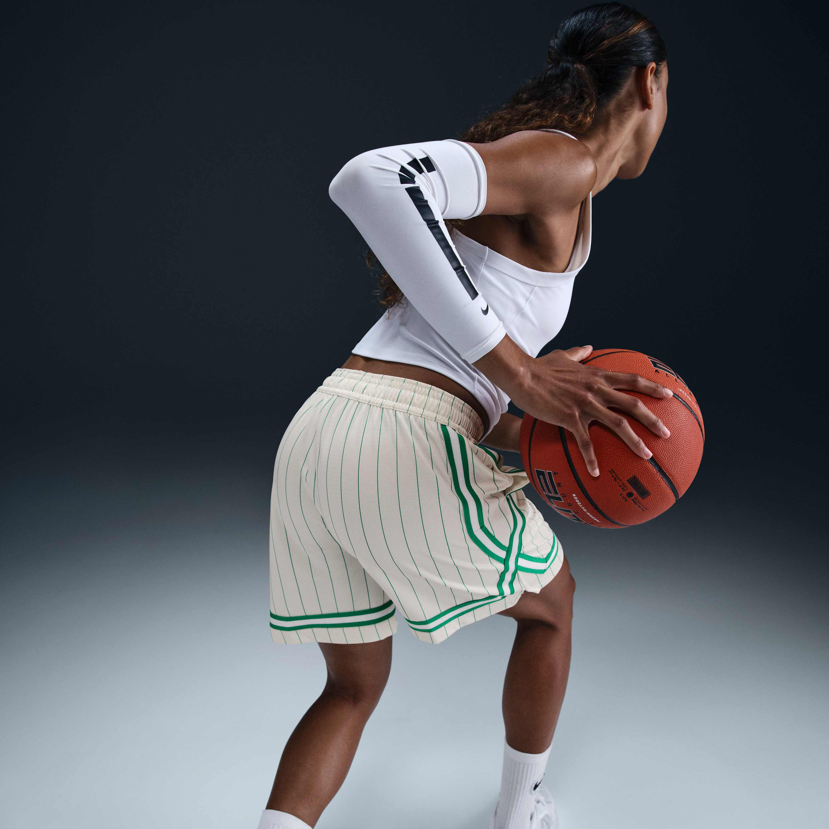 Nike Fly Crossover image number 2