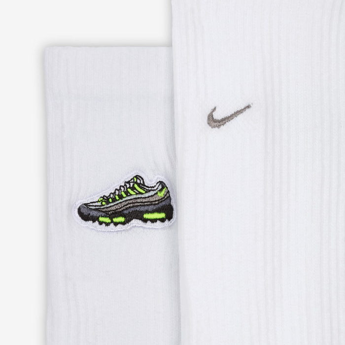 نايكي ايفريداي بلس كوشيند image number 3 نايكي ايفريداي بلس كوشيند image number 3