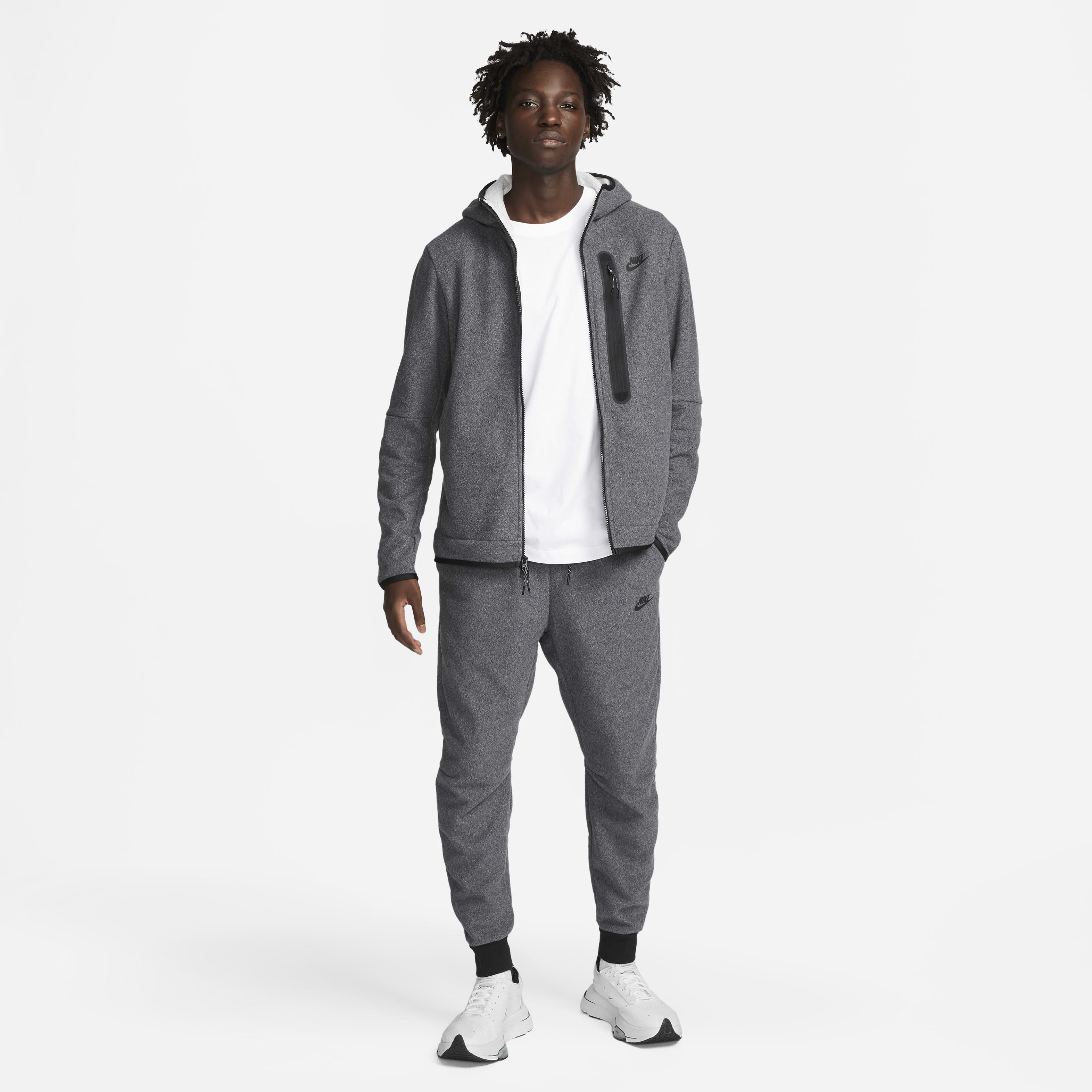 Nike Sportswear Tech Fleece image number 5