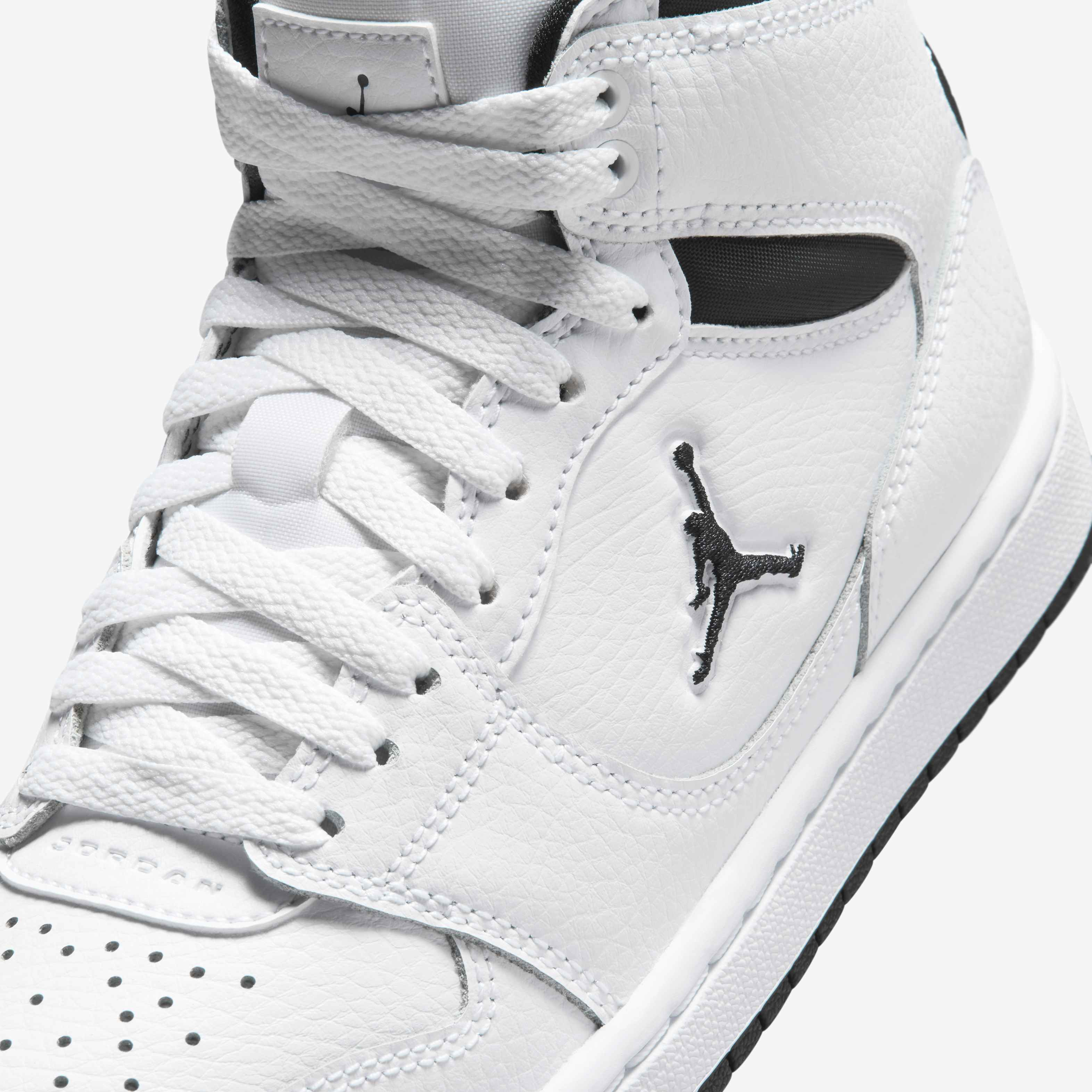 Jordan Court Connect Mid image number 6