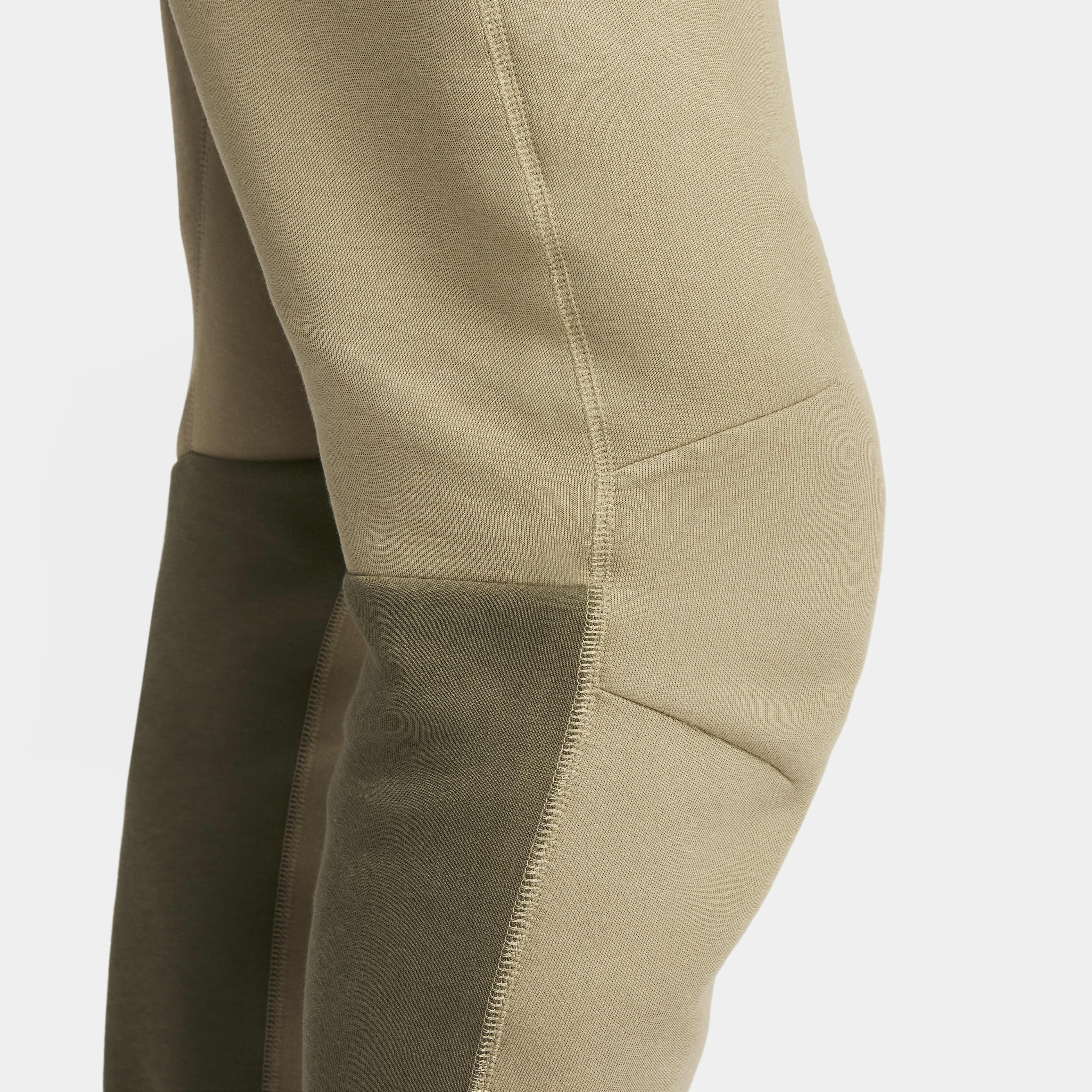 Nike Sportswear Tech Fleece image number 5