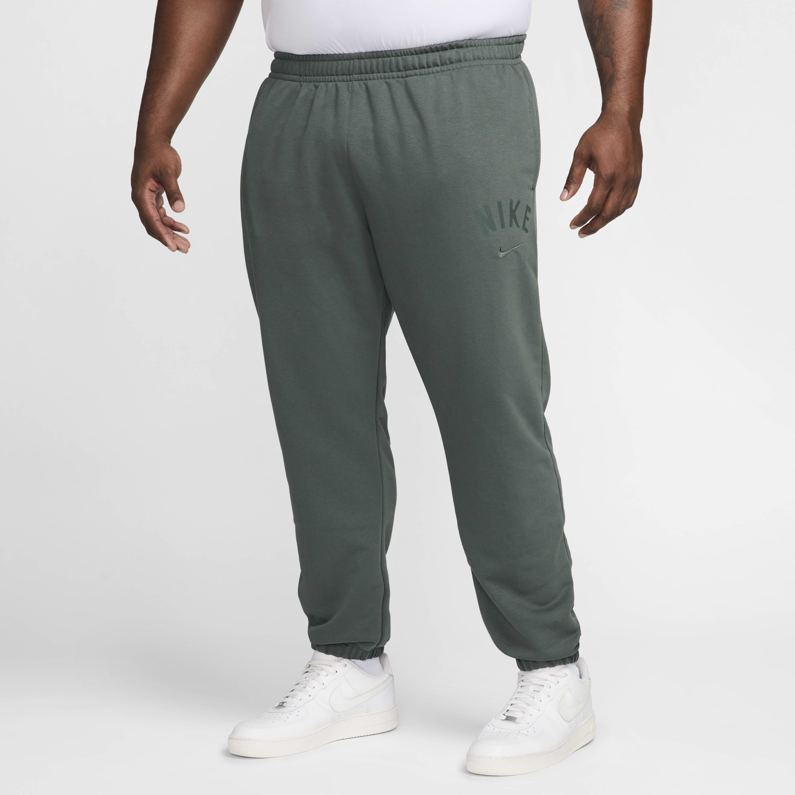 Buy Nike Swoosh Men s Dri FIT Fleece Fitness Joggers Vintage Green Vintage Green Nike Kuwait Official