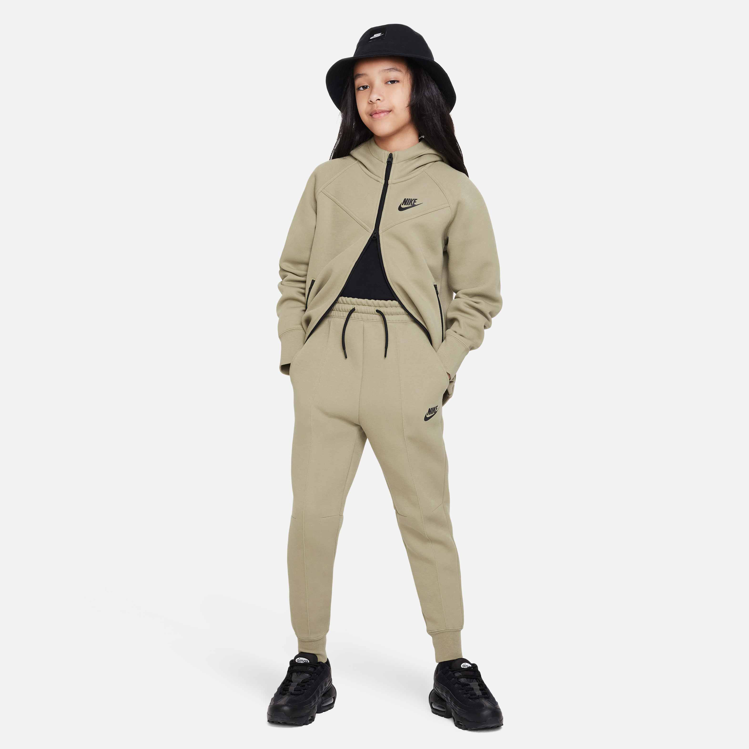 Nike Sportswear Tech Fleece image number 8