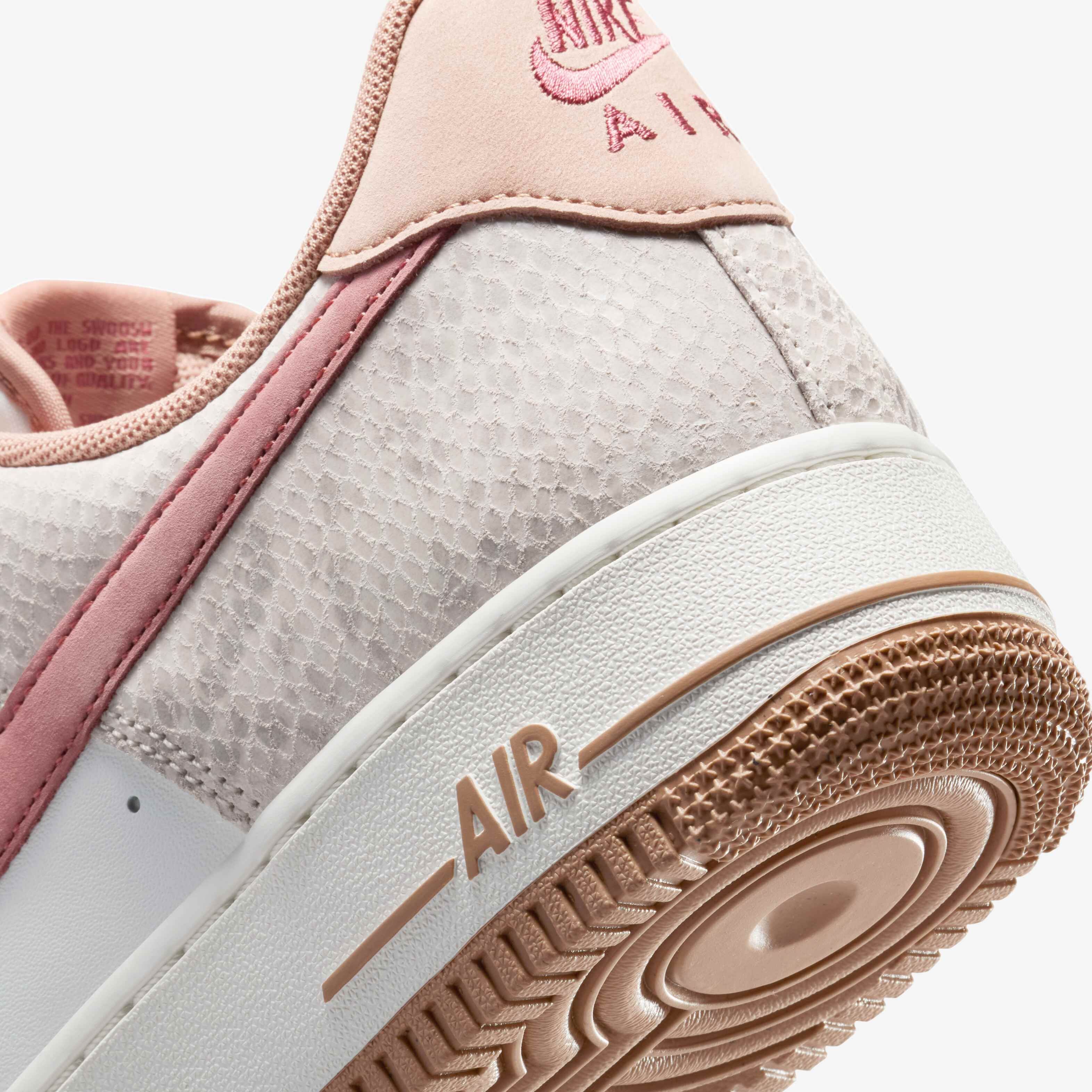 Nike Air Force 1 '07 LV8 image number 7