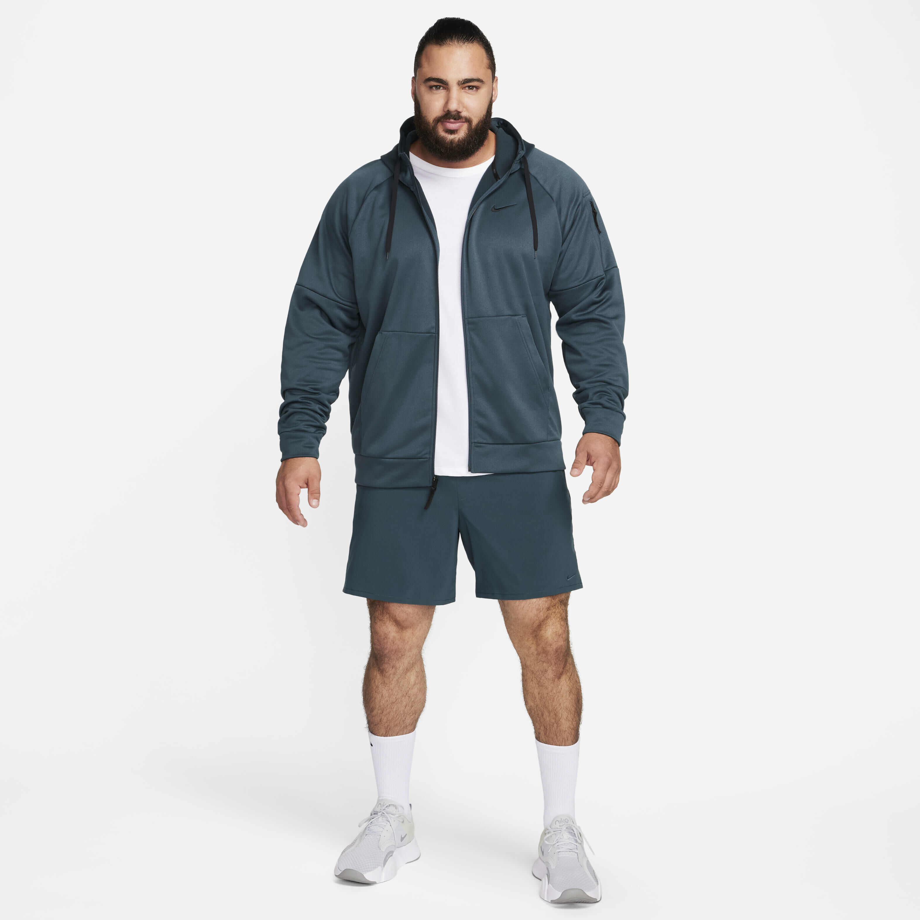 Nike Therma image number 15