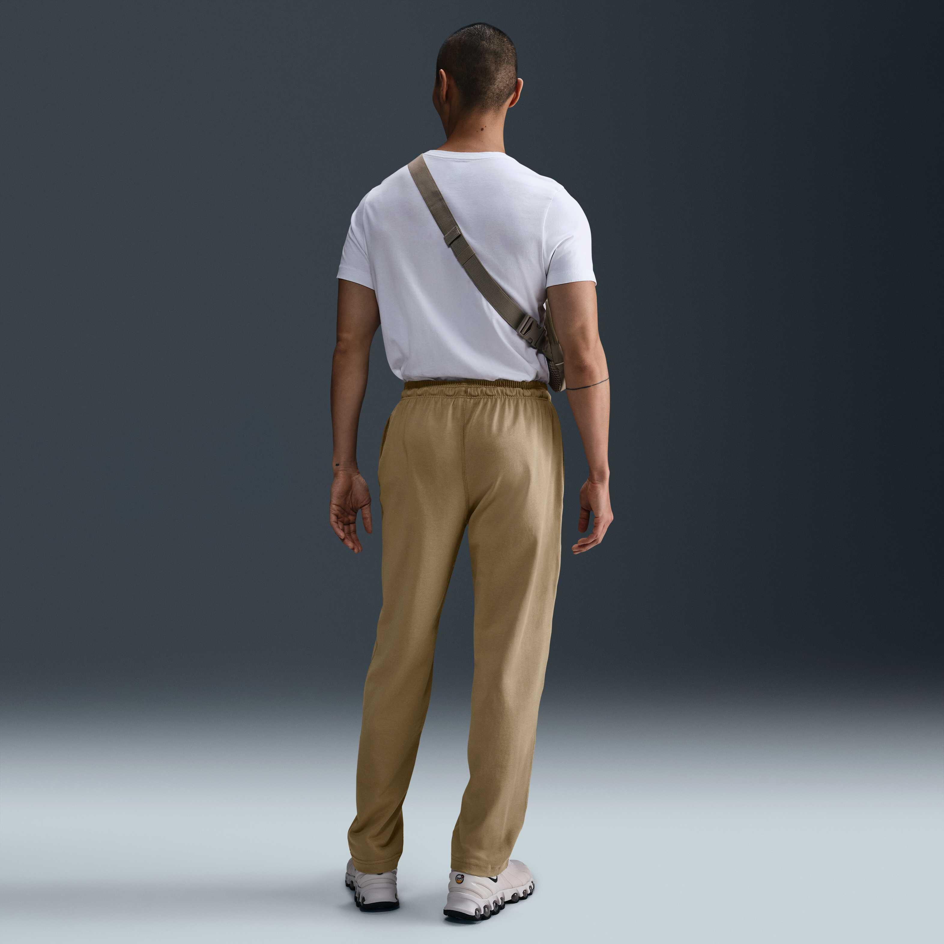 Nike Sportswear Club image number 3