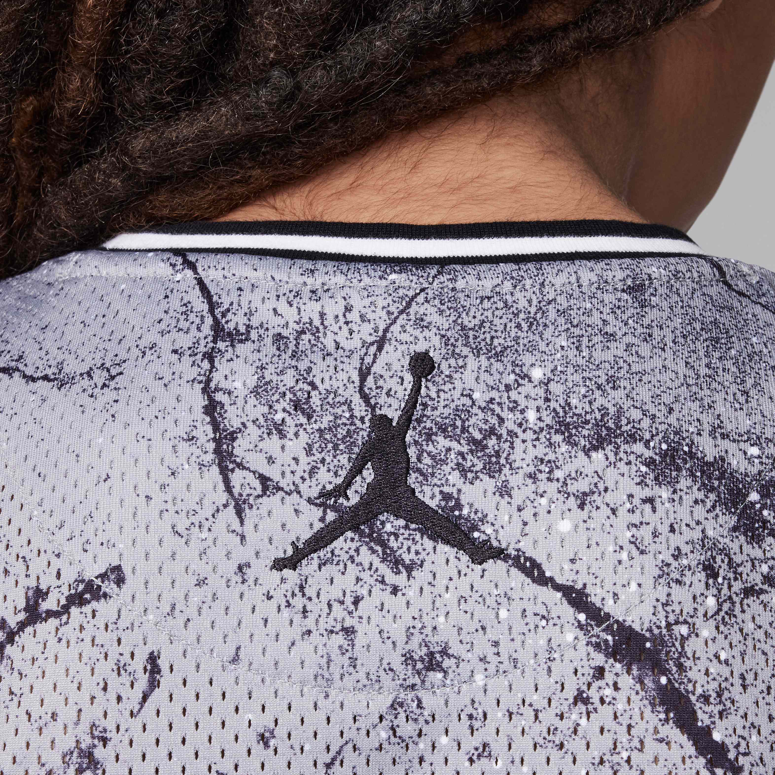 تيشيرت جوردن 23 سترايبد image number 3