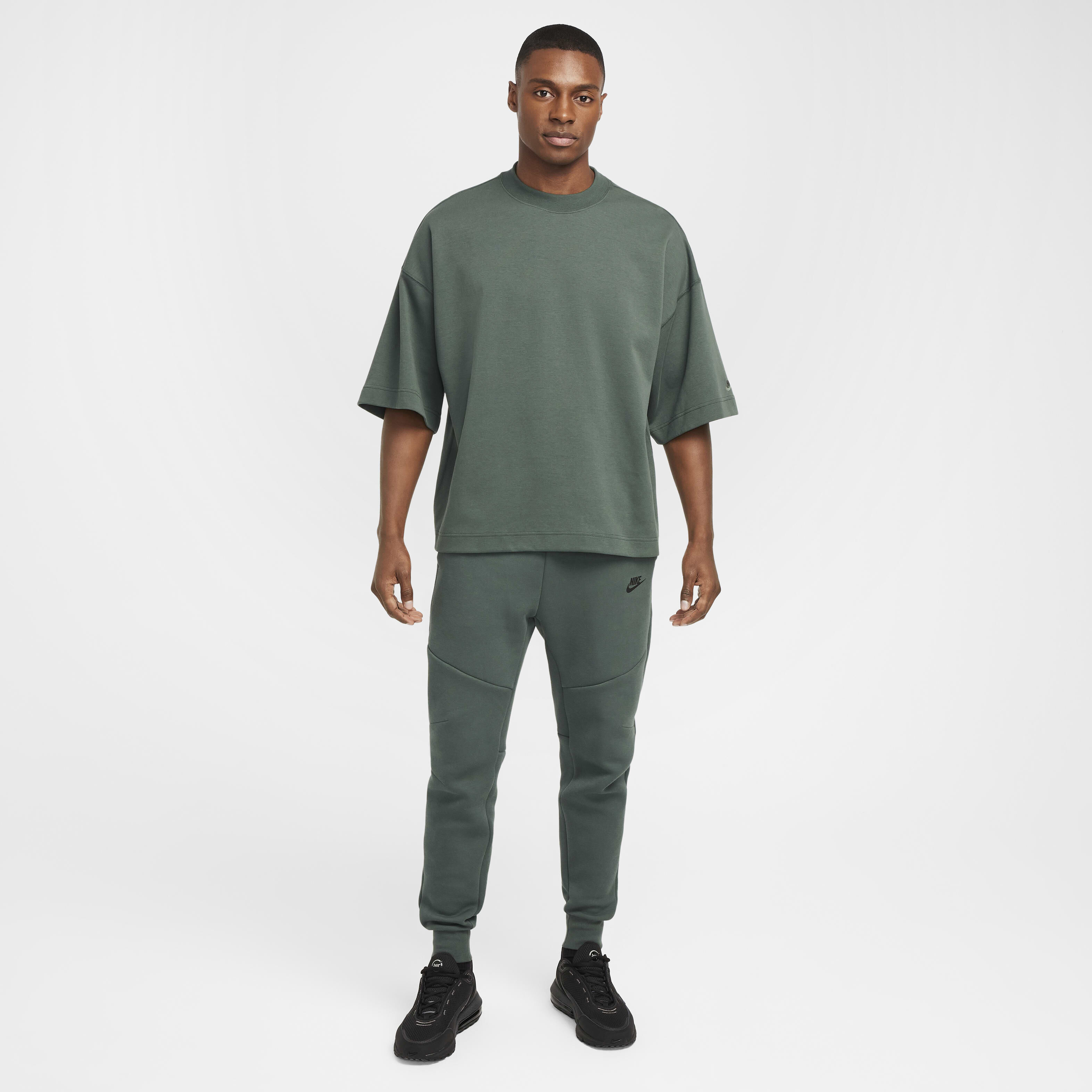 Nike Tech image number 5