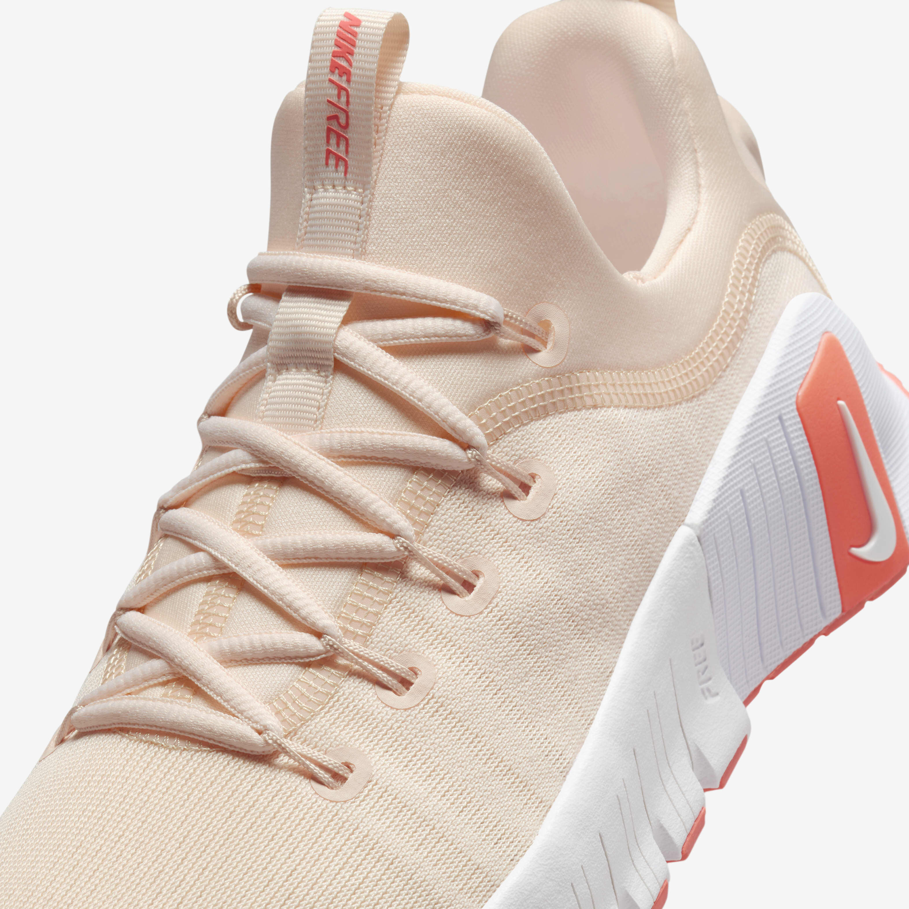 Nike metcon flyknit 3 women's training shoes pink / white clearance