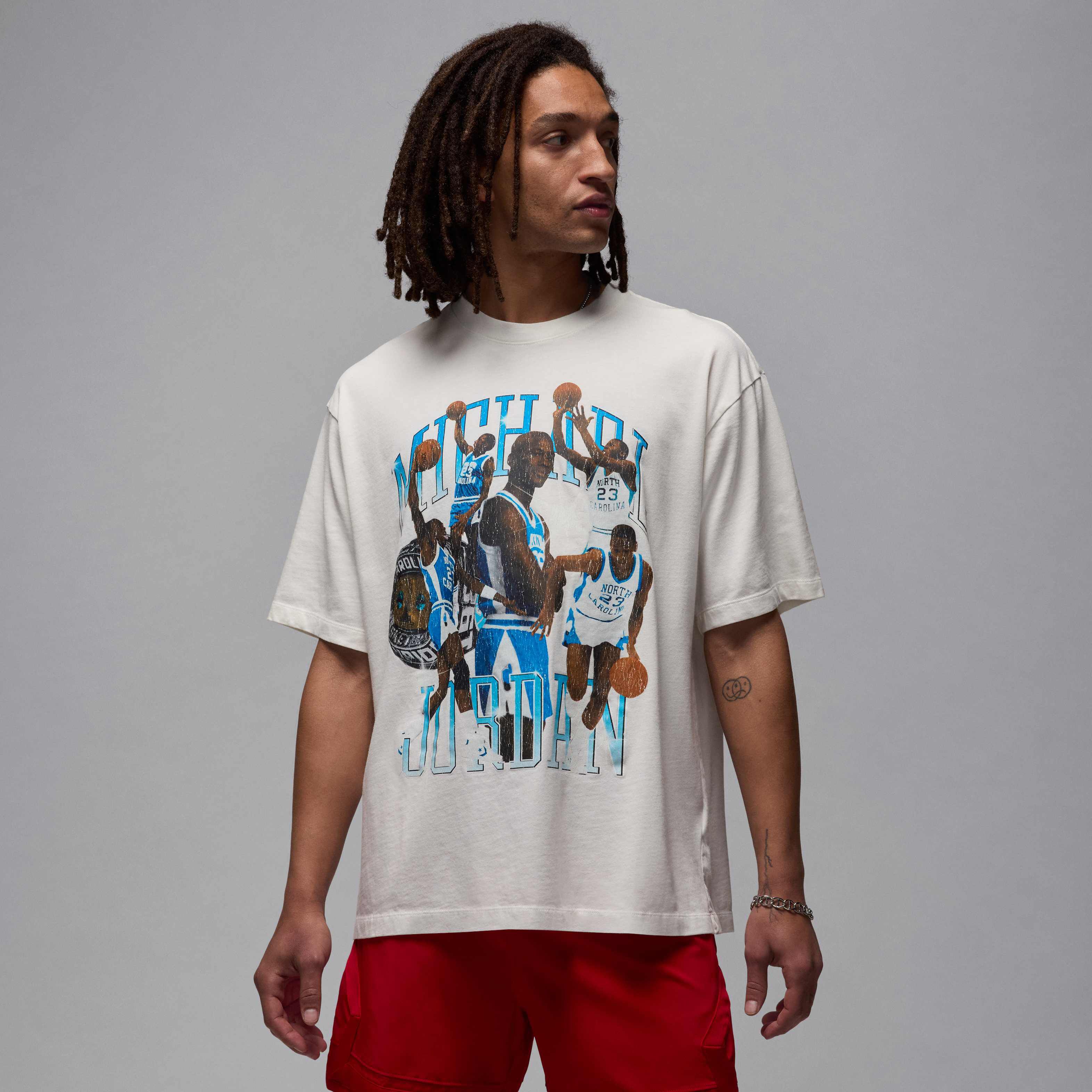 Buy Jordan Flight Essentials Men's Graphic T-Shirt - Sail