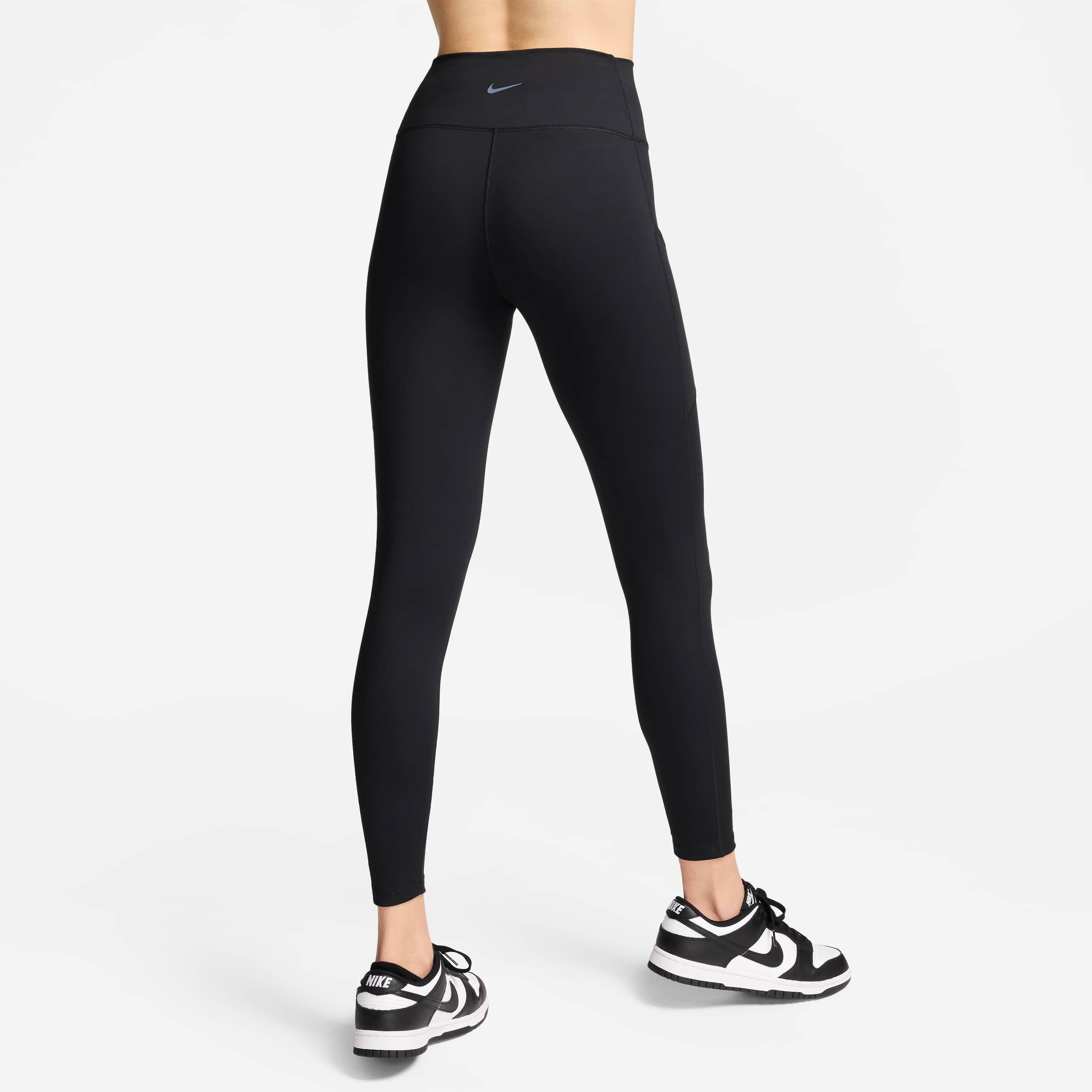 black nike leggins