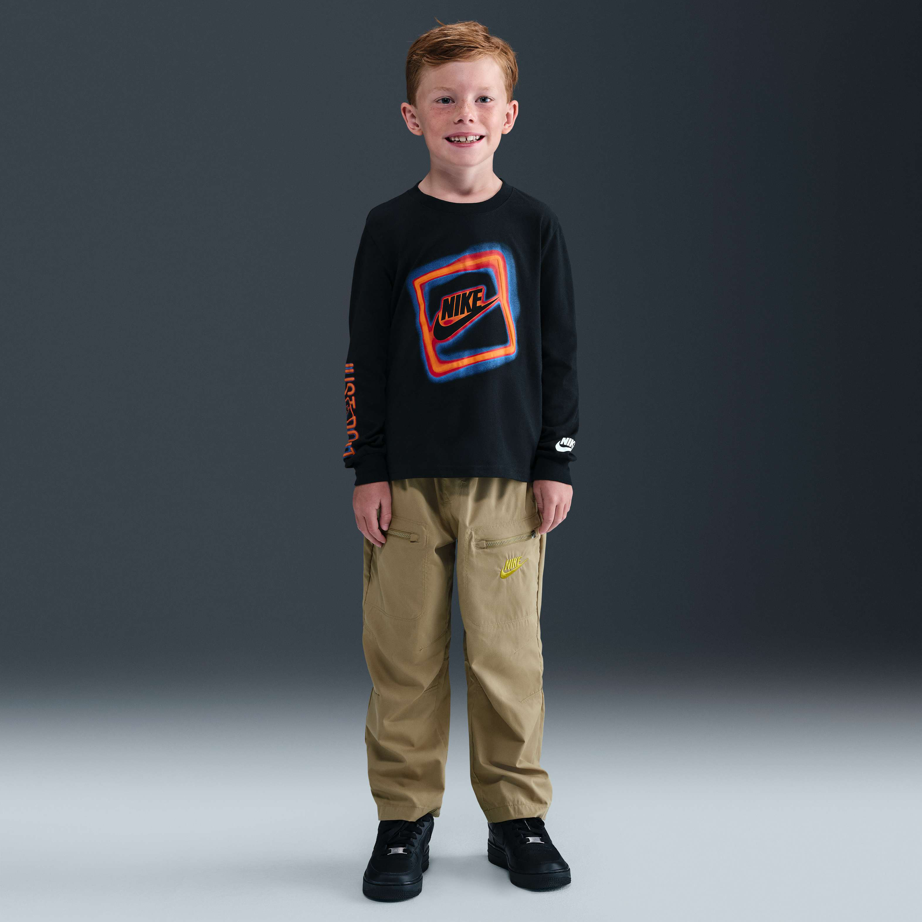 Nike Glow With Me image number 3