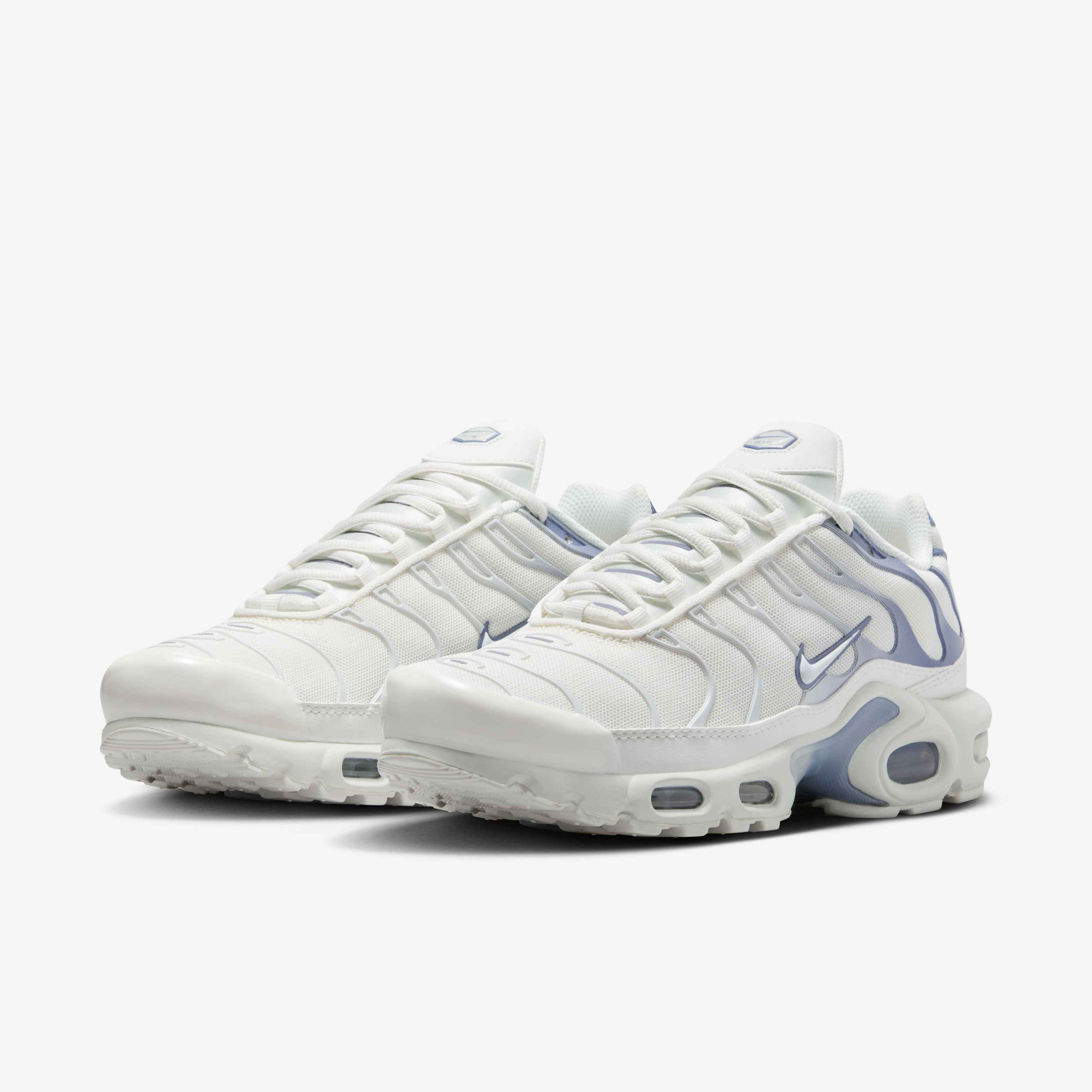 Nike Air Max Plus image number 4