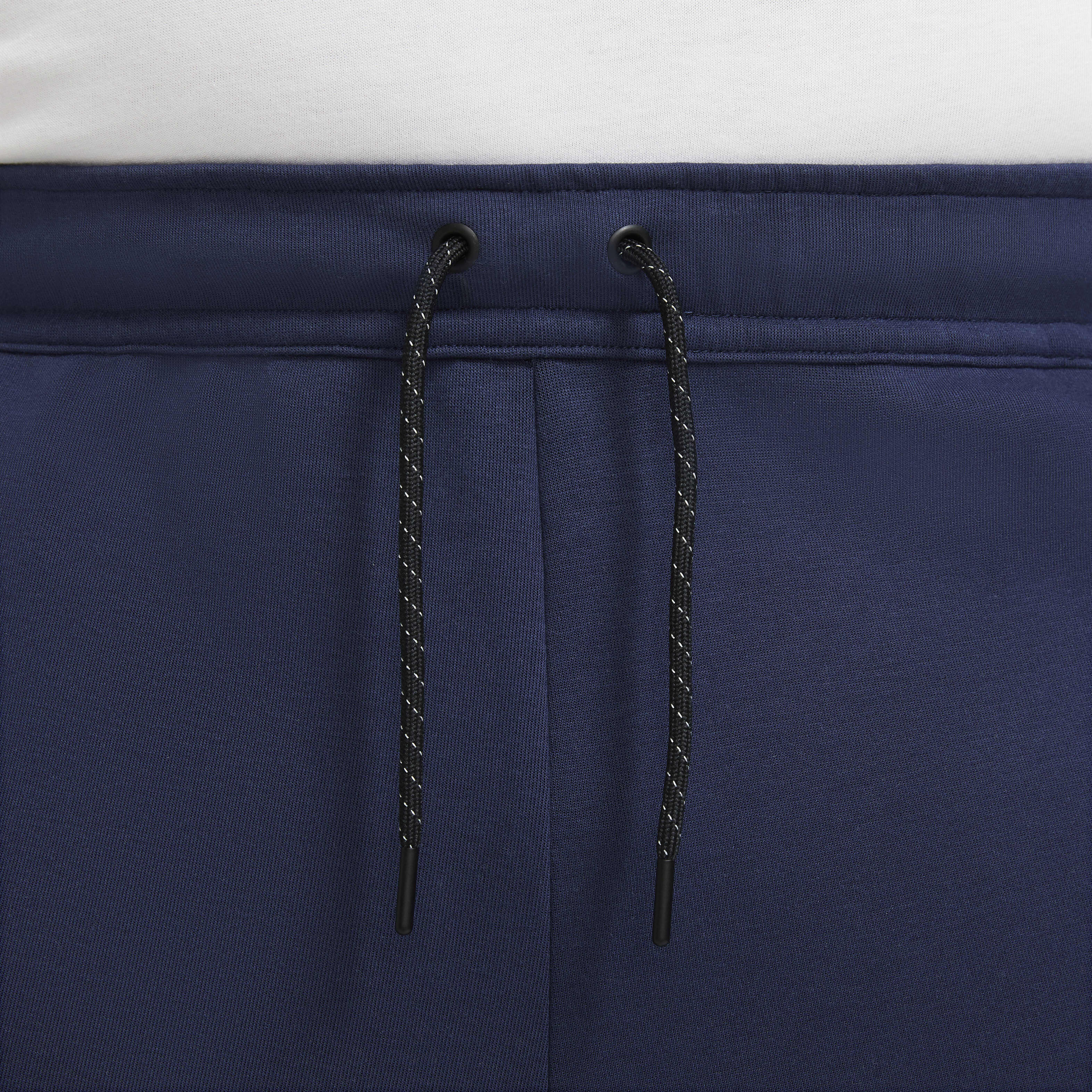 Nike Sportswear Tech Fleece image number 6