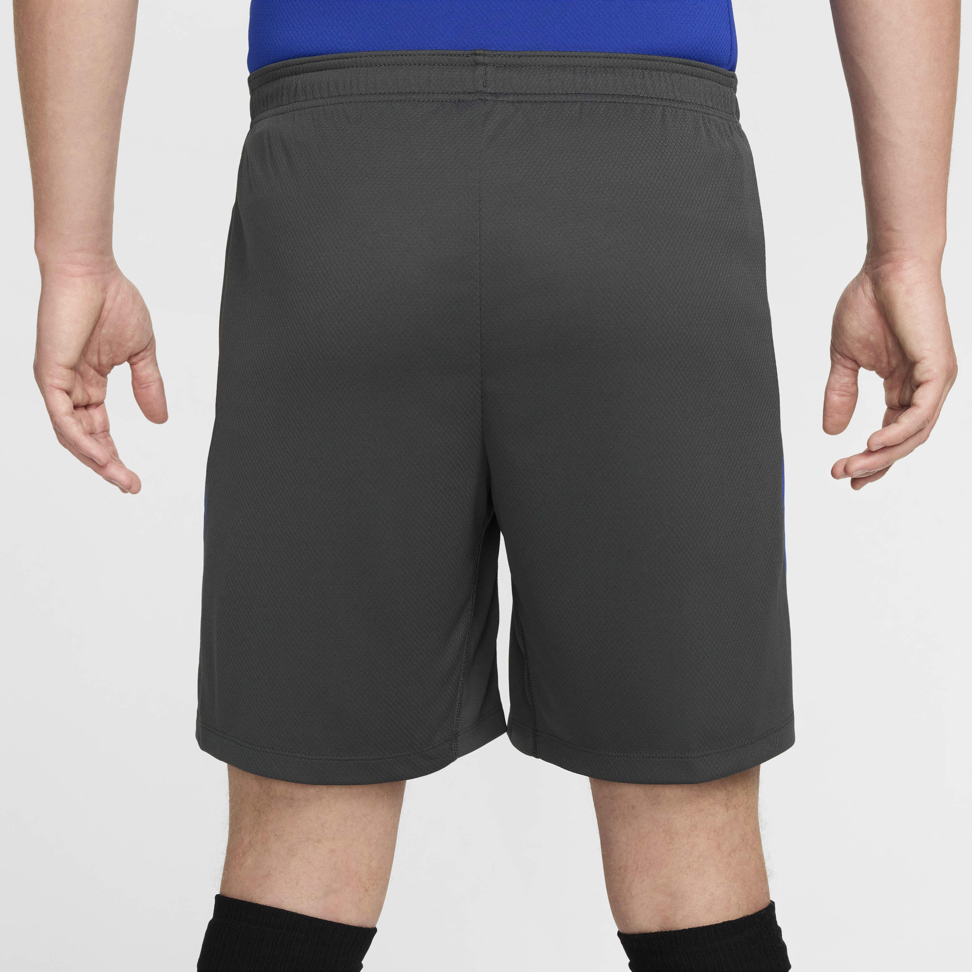 F.C. Barcelona Strike Third image number 2