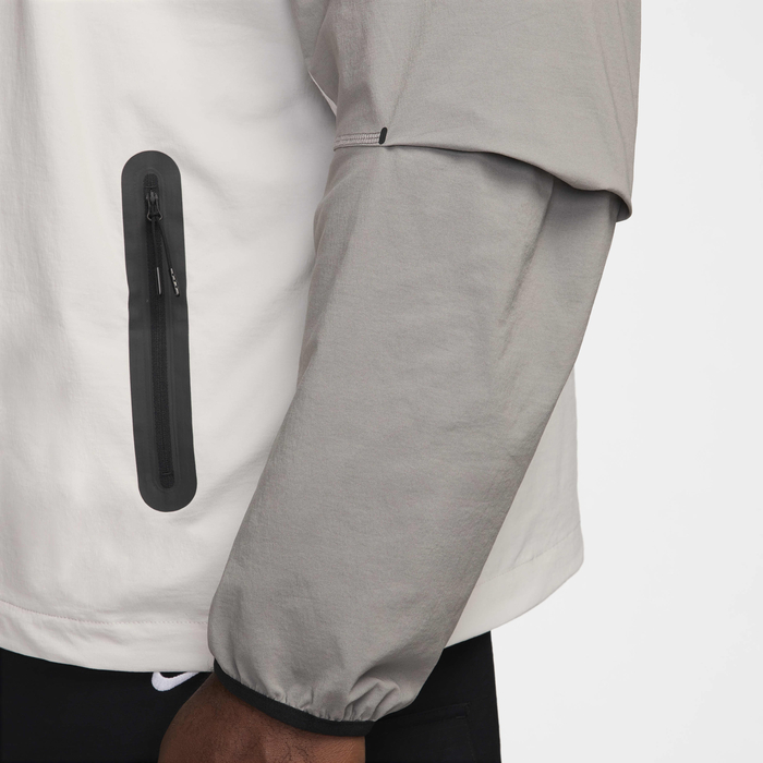 Nike Tech image number 4 Nike Tech image number 4