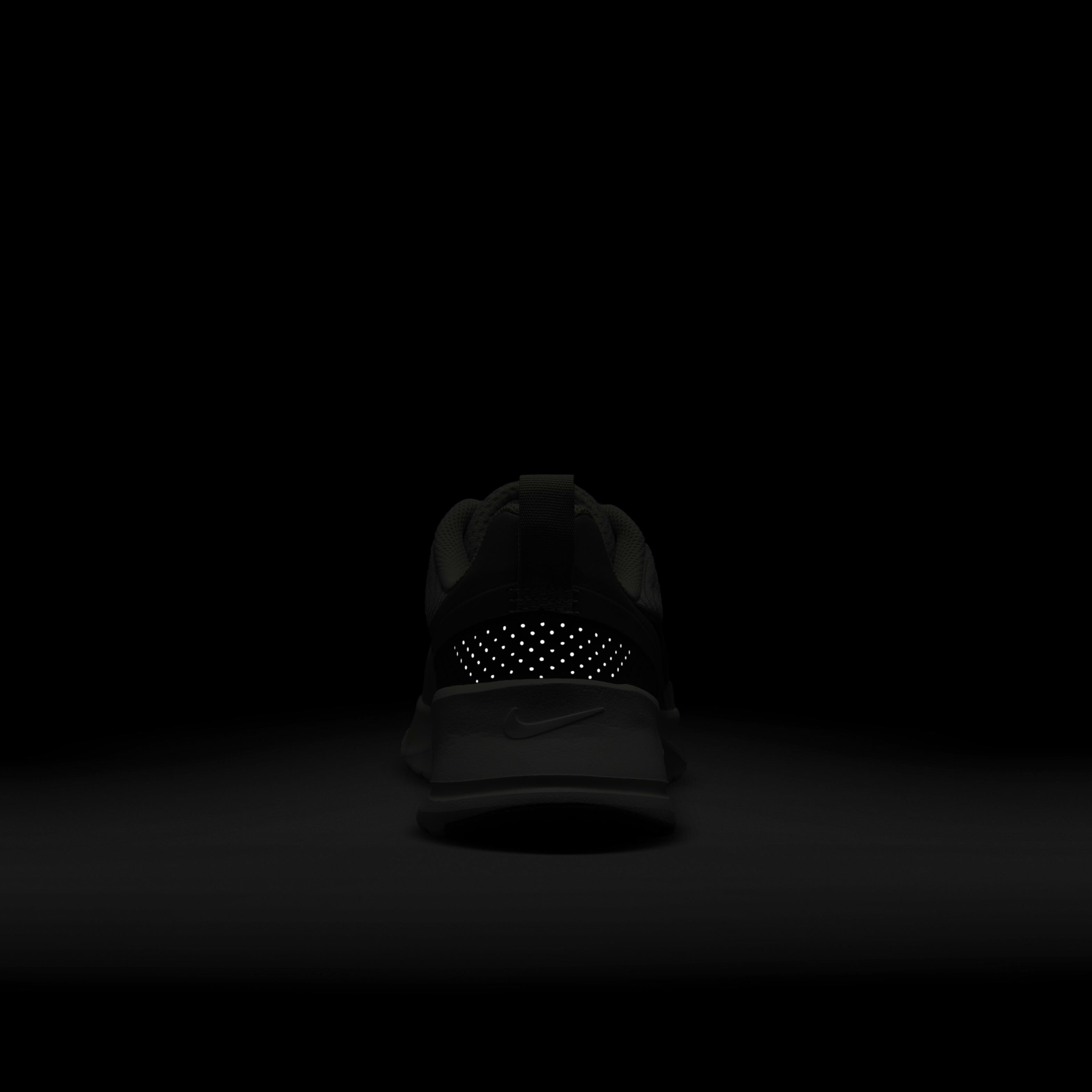 Nike Air Max Nuaxis image number 8