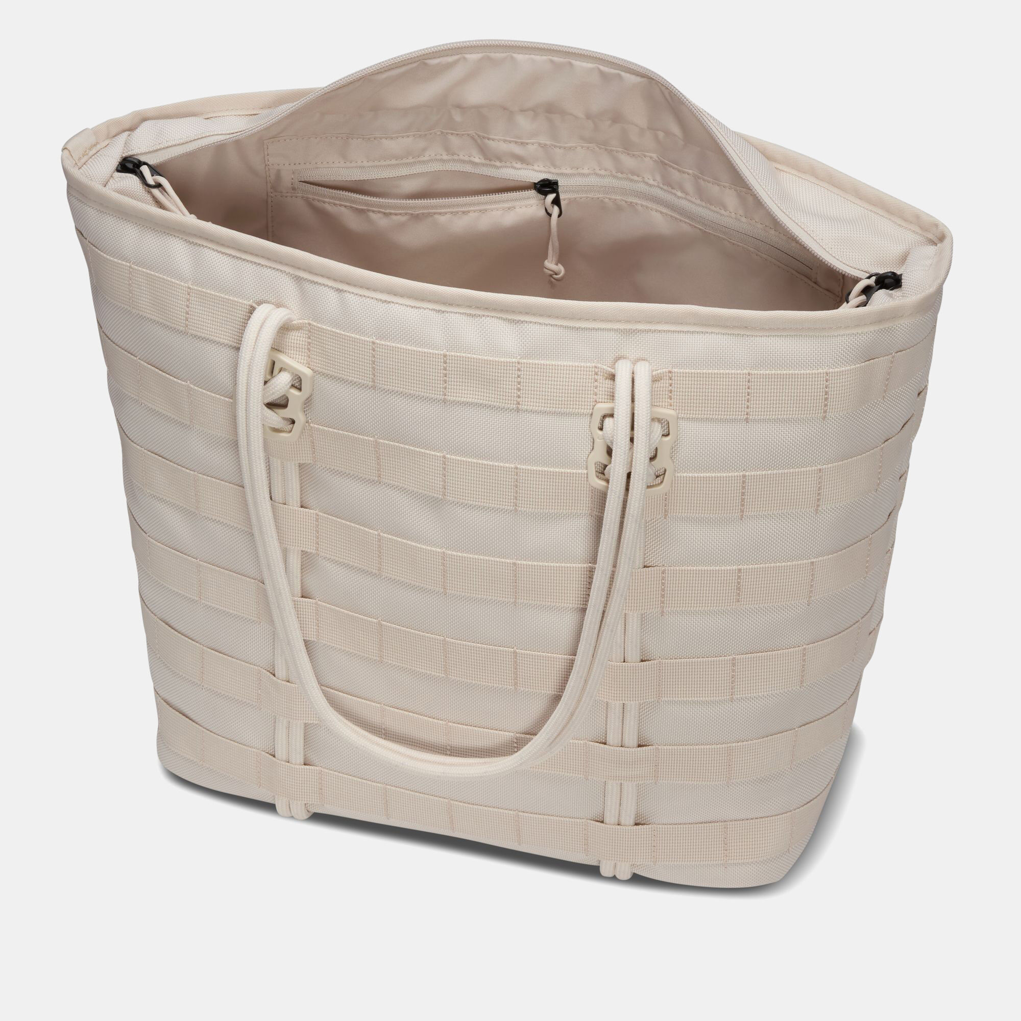 نايكي سبورتسوير image number 4