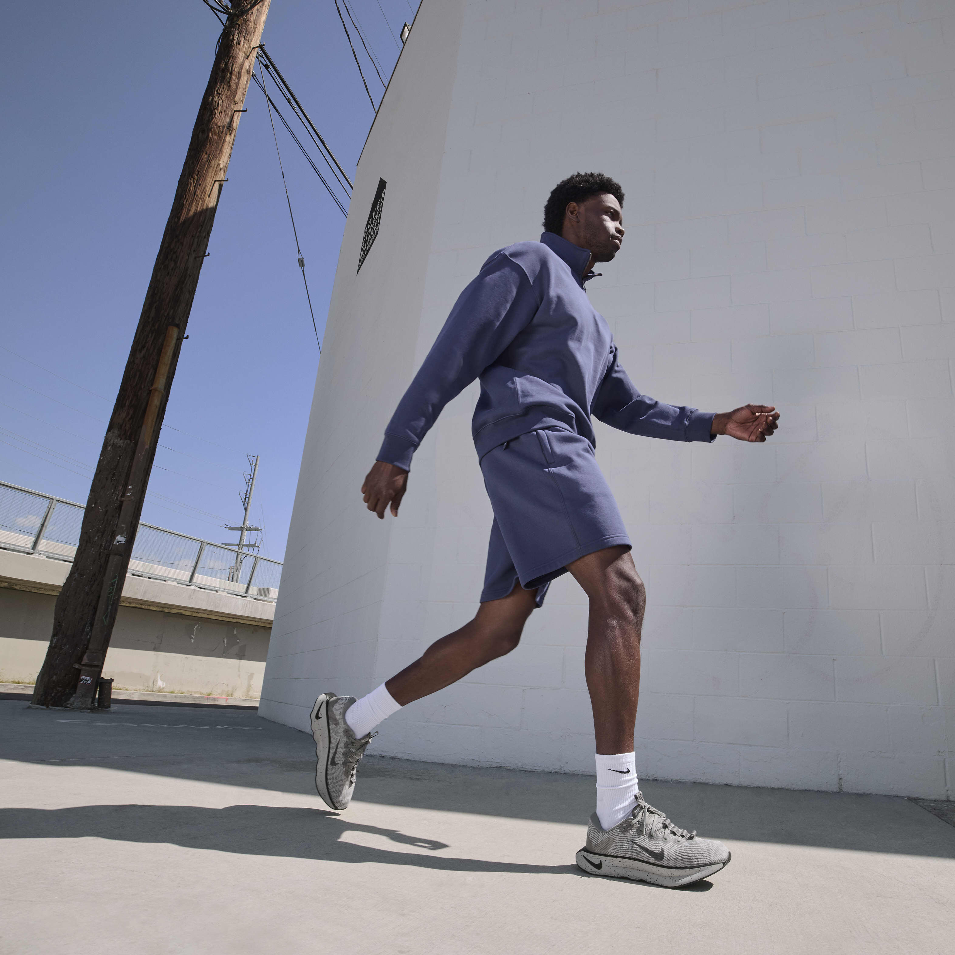 نايكي موتيفا image number 9