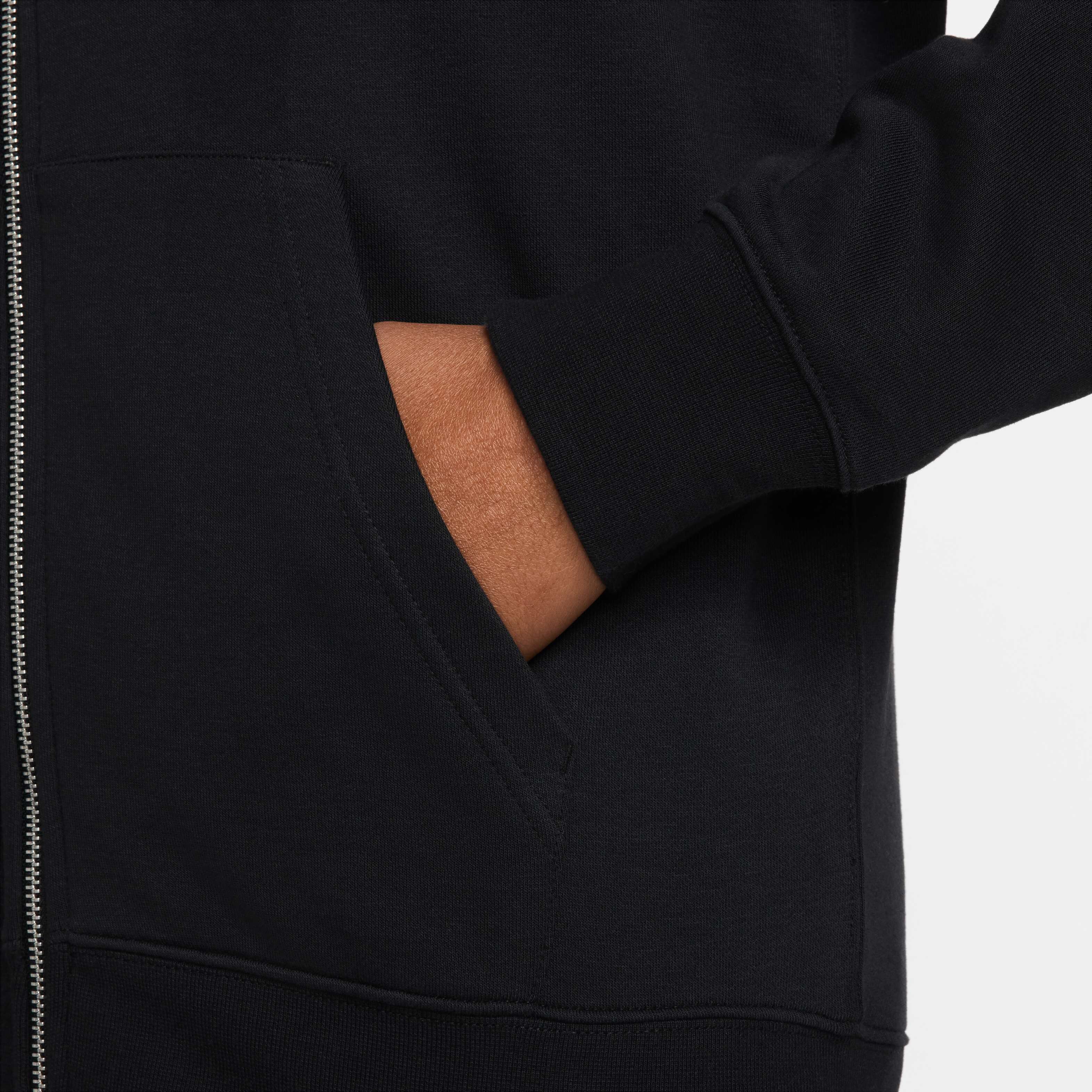 Nike Club image number 4