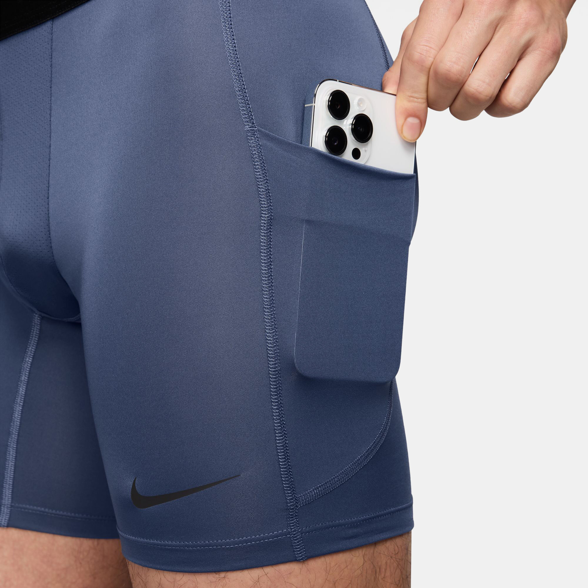 Nike Pro image number 3