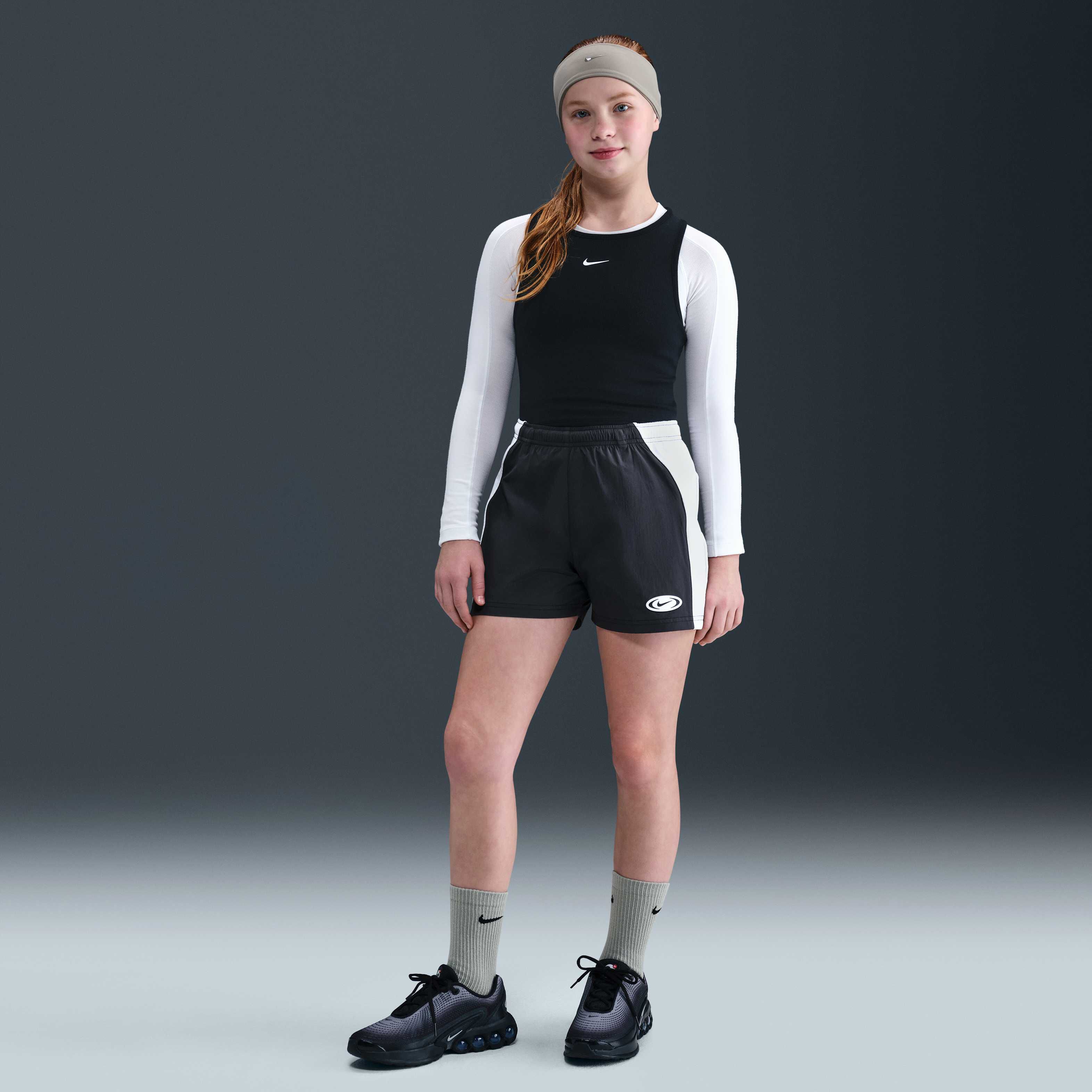 Nike Sportswear image number 0