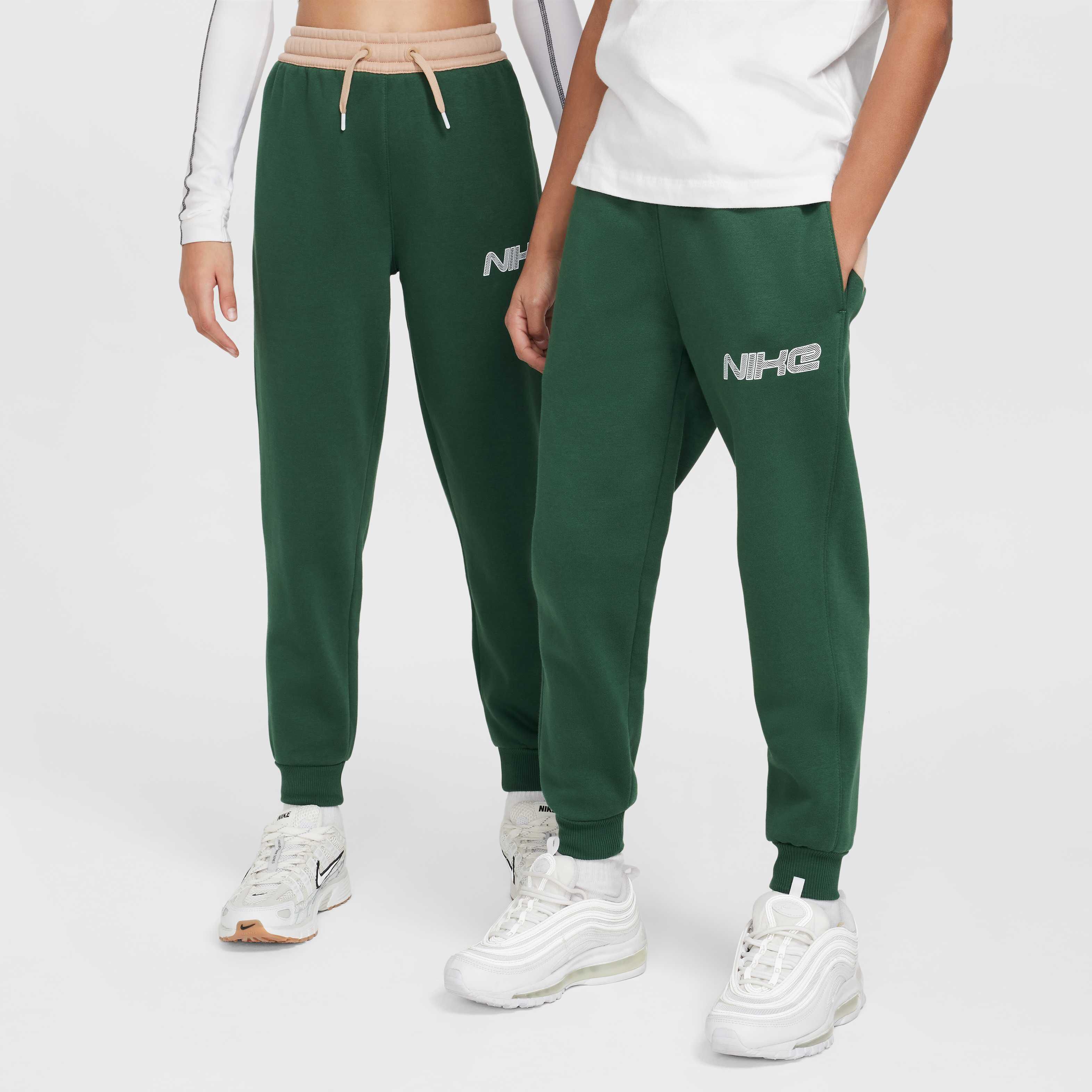 Nike Sportswear Amplify image number 0